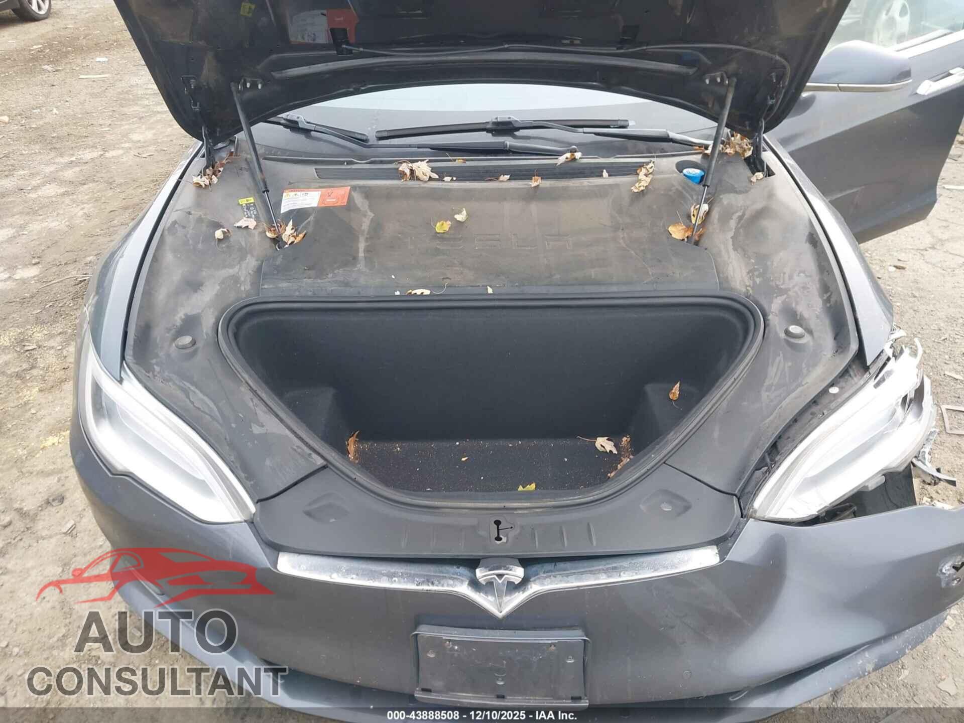 TESLA MODEL S 2017 - 5YJSA1E2XHF202864
