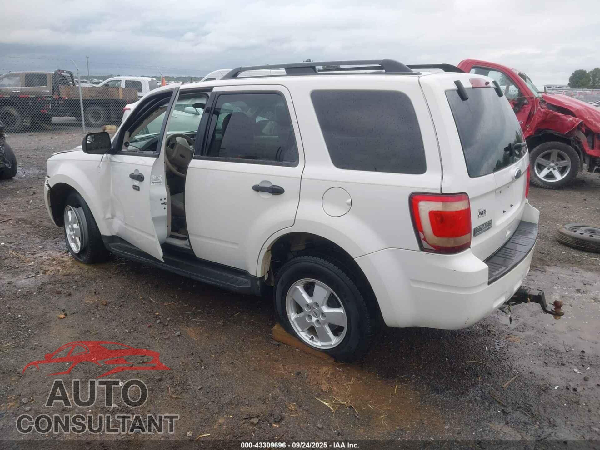FORD ESCAPE 2011 - 1FMCU0D73BKA04314