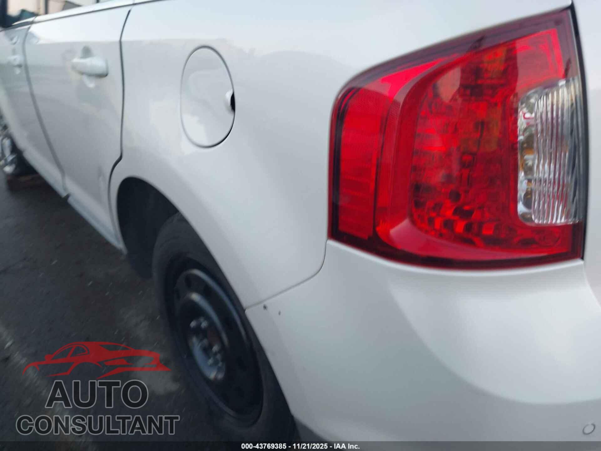 FORD EDGE 2011 - 2FMDK3KCXBBB35603