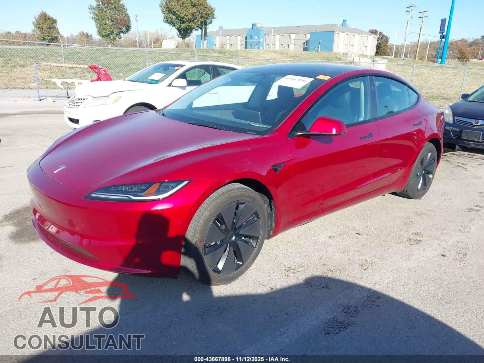 TESLA MODEL 3 2024 - 5YJ3E1EA5RF732774