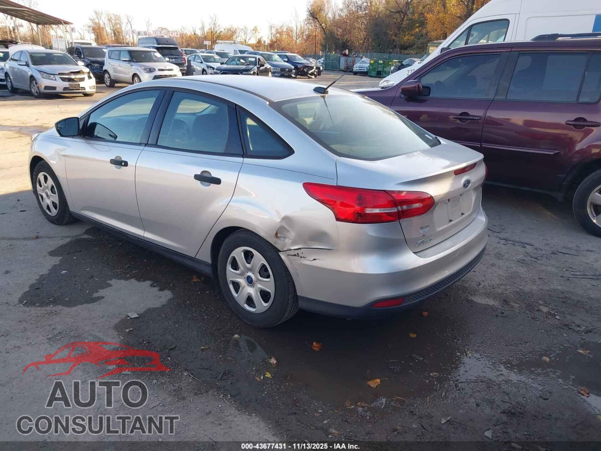 FORD FOCUS 2017 - 1FADP3E22HL338945