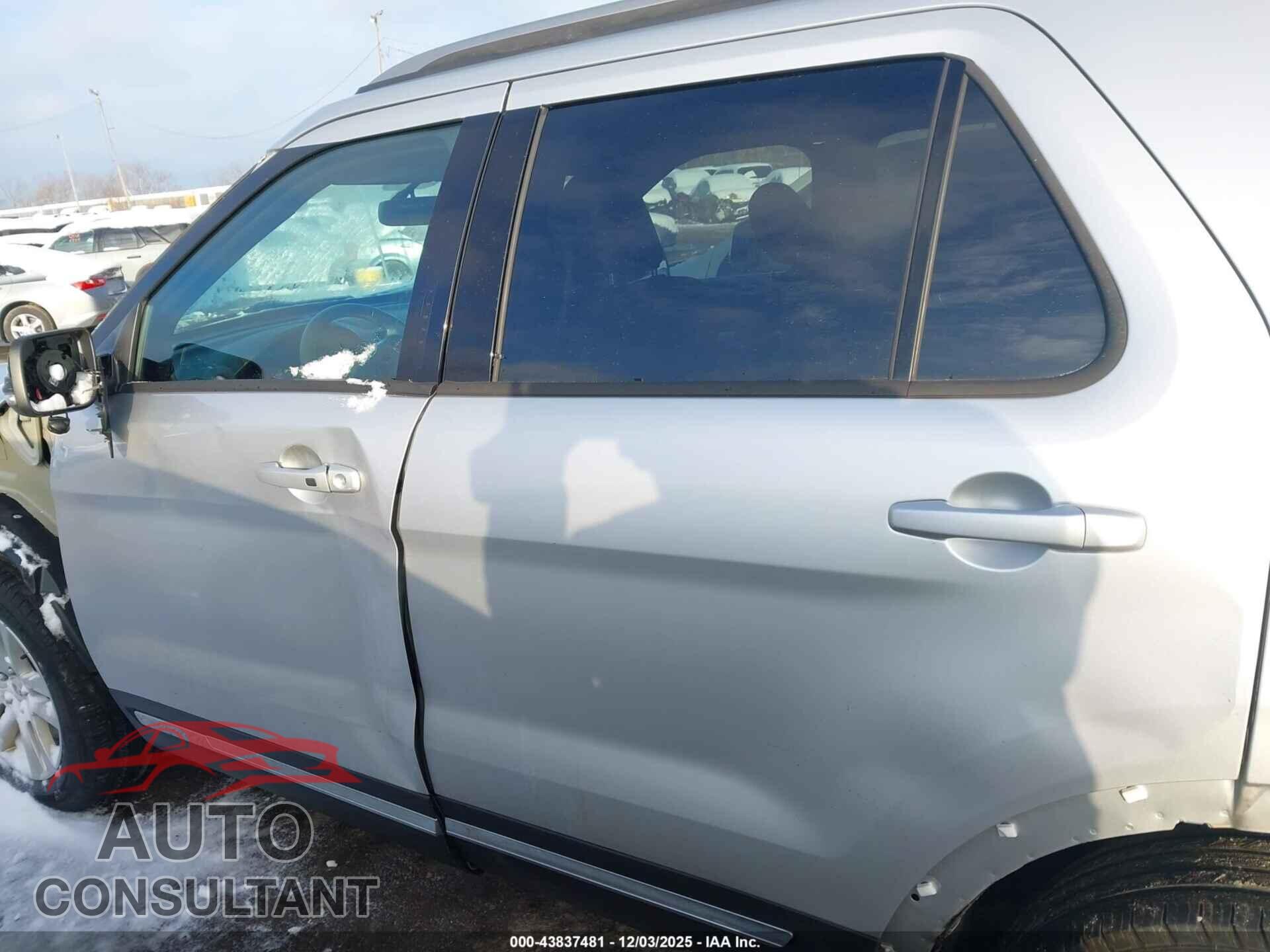 FORD EXPLORER 2018 - 1FM5K8D84JGB37610