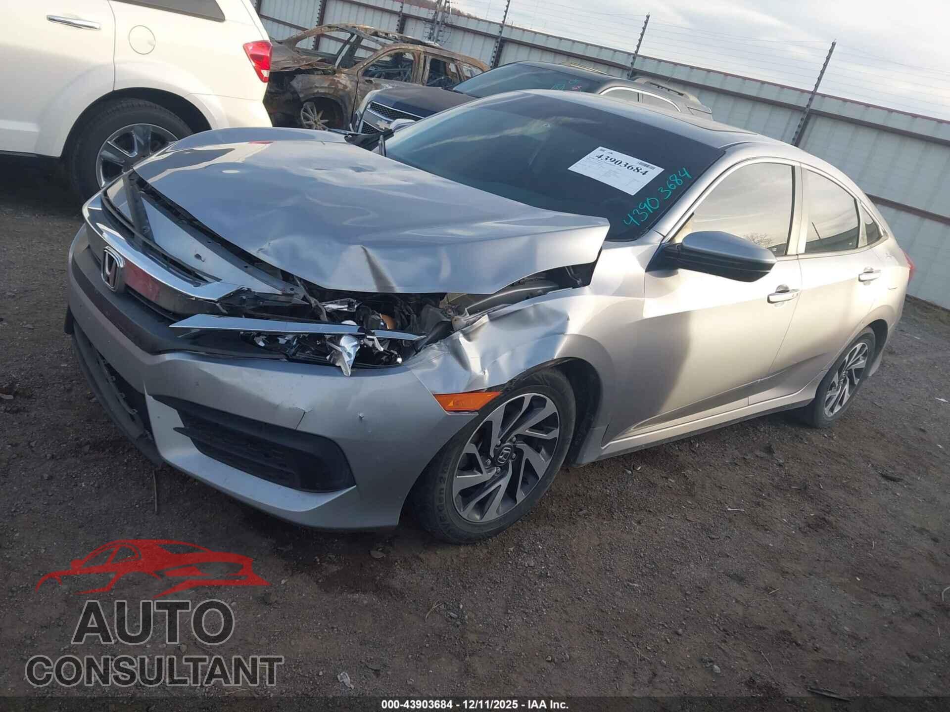 HONDA CIVIC 2017 - 19XFC2F78HE028682