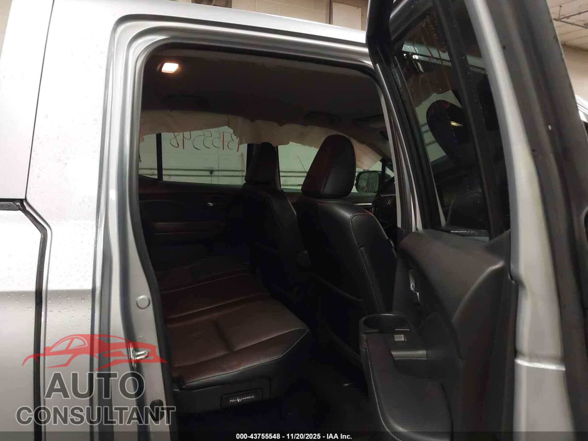 HONDA RIDGELINE 2017 - 5FPYK3F6XHB012963
