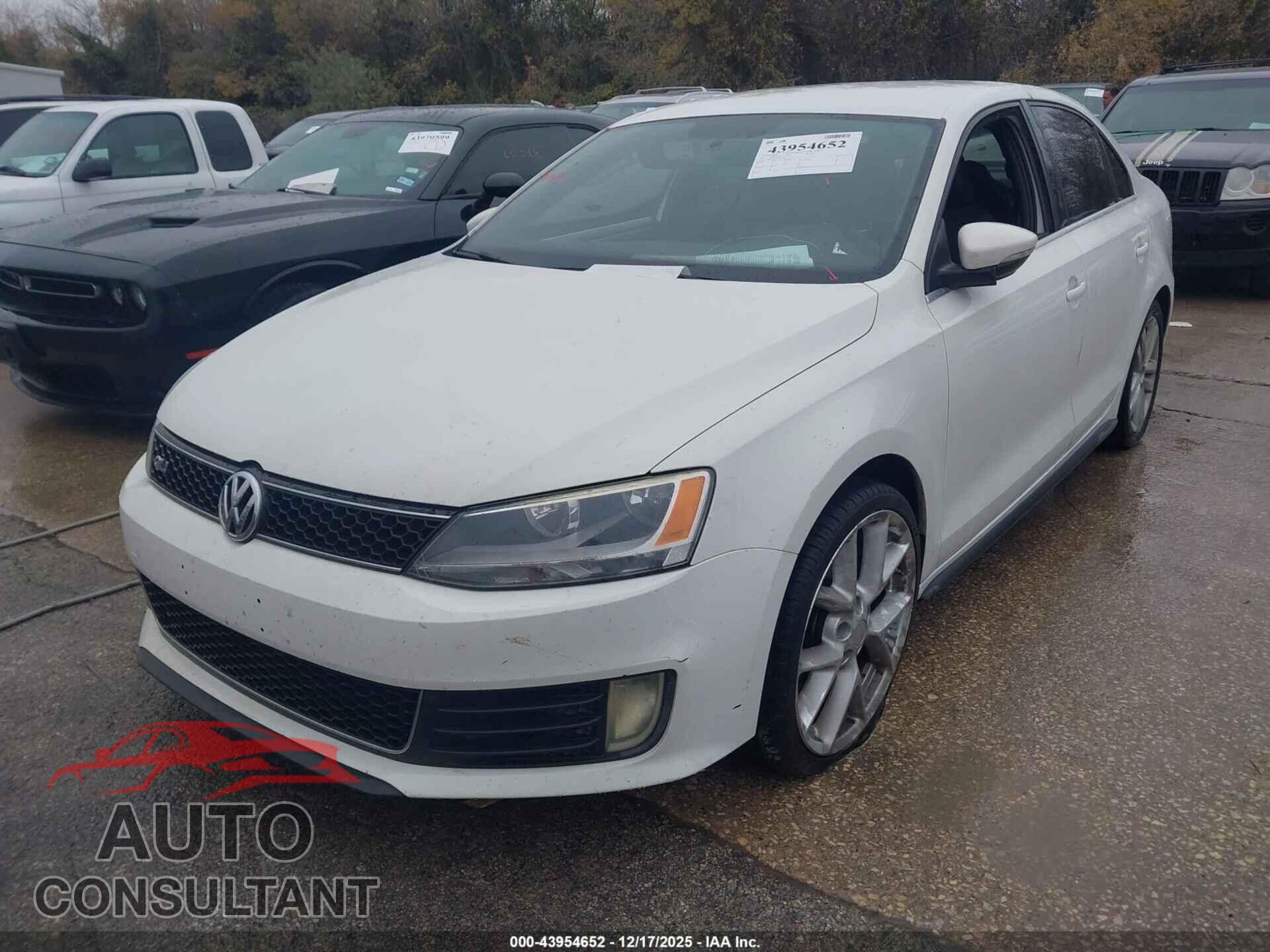 VOLKSWAGEN JETTA 2012 - 3VW567AJ4CM407421