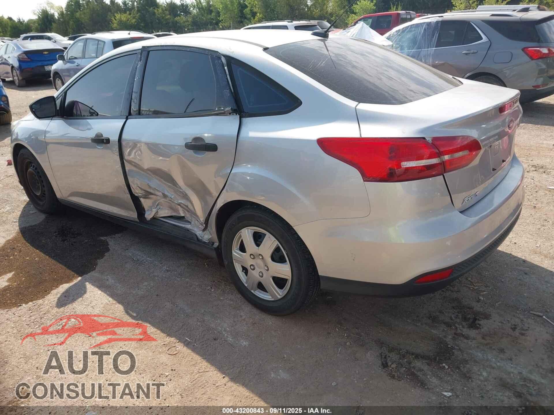 FORD FOCUS 2018 - 1FADP3E28JL322075