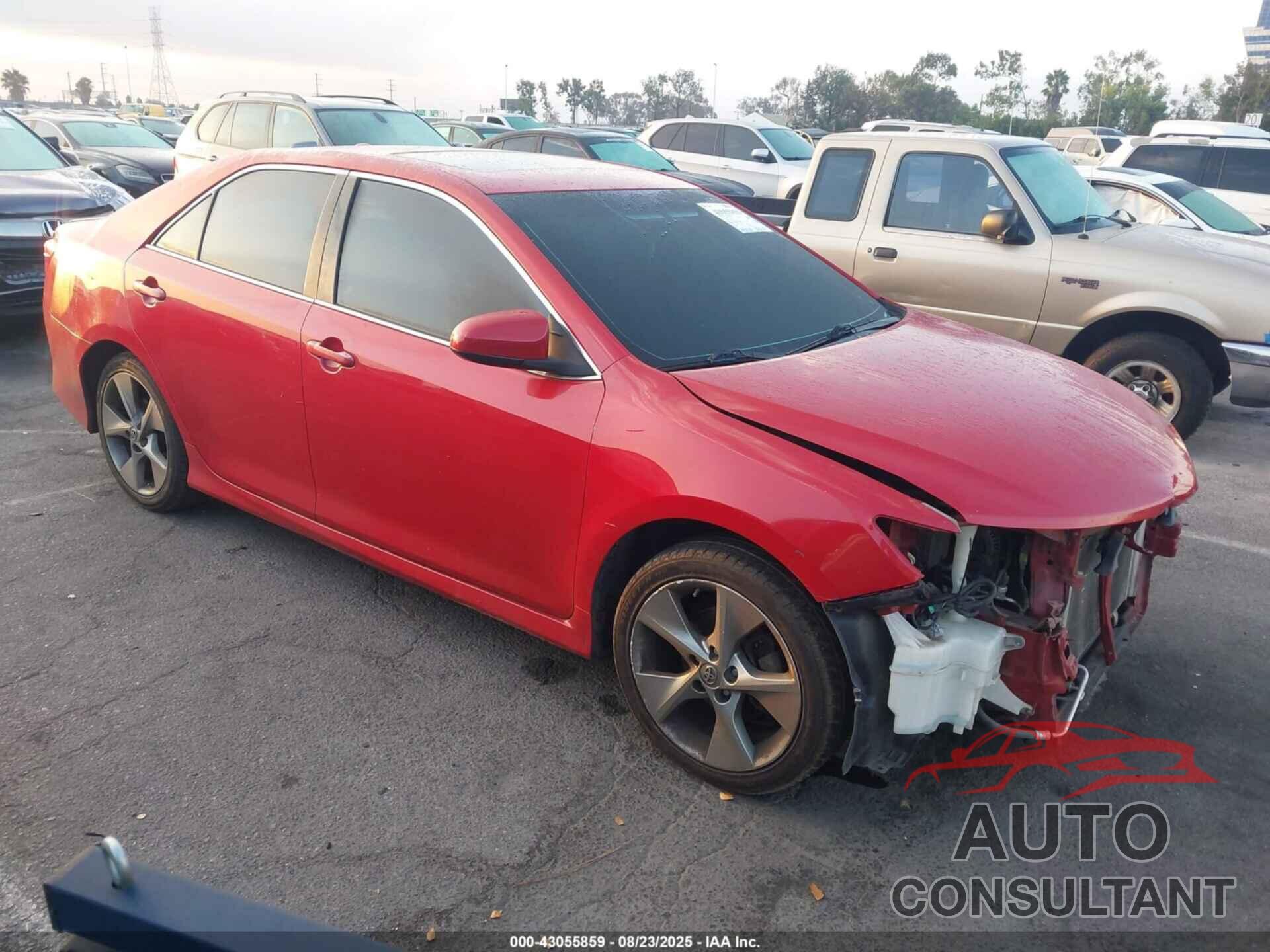 TOYOTA CAMRY 2014 - 4T1BF1FK5EU841104
