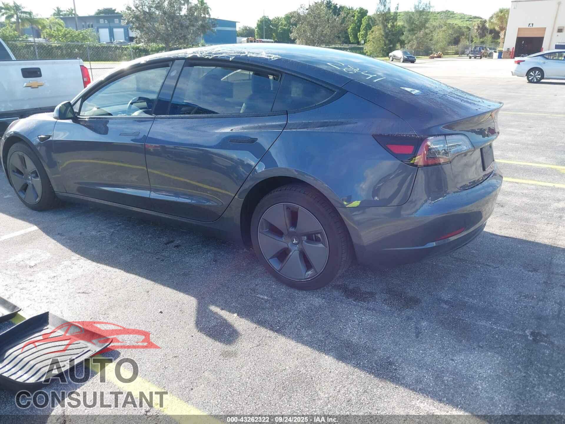 TESLA MODEL 3 2023 - 5YJ3E1EA7PF482841