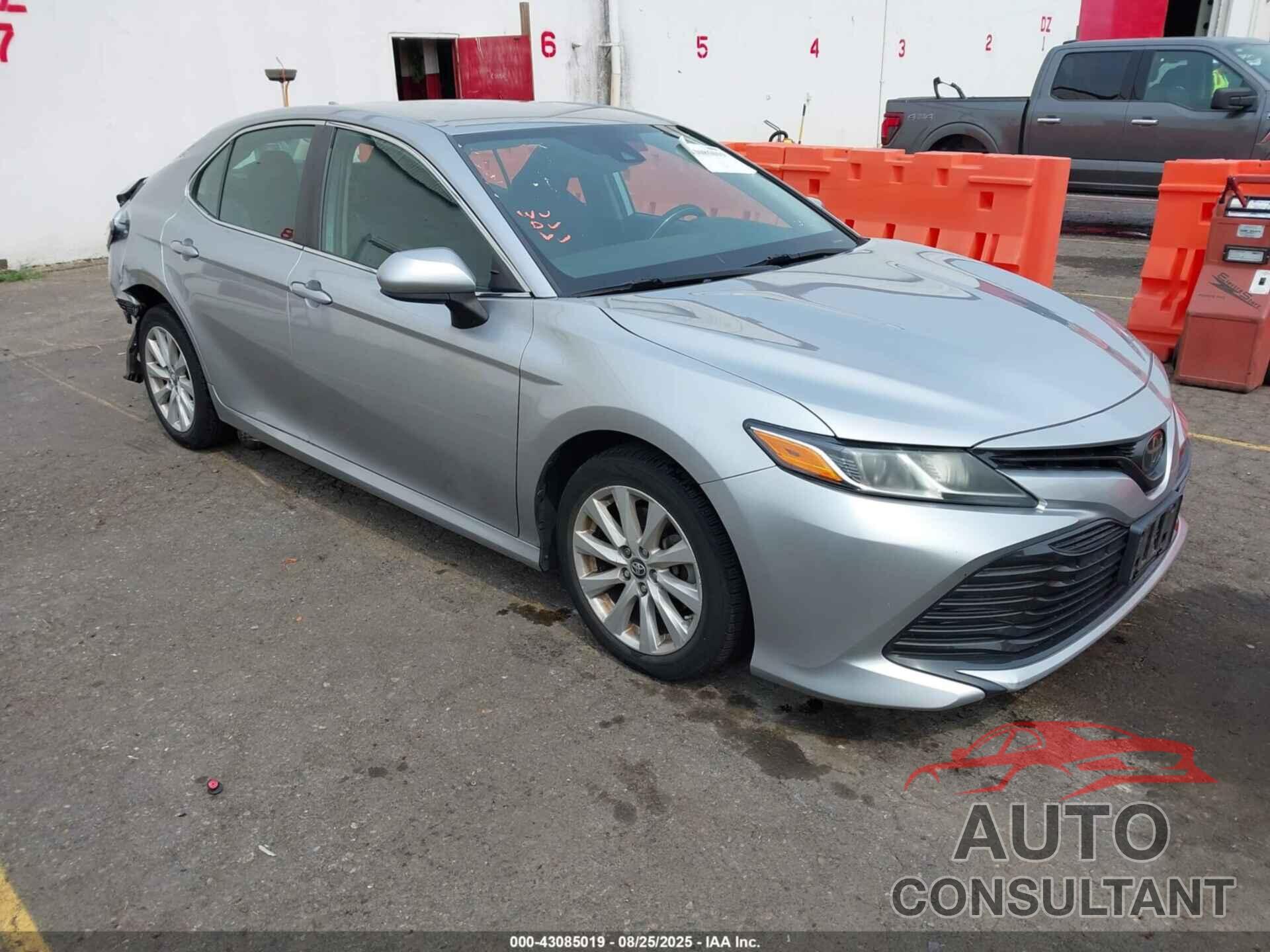 TOYOTA CAMRY 2019 - 4T1B11HKXKU244554