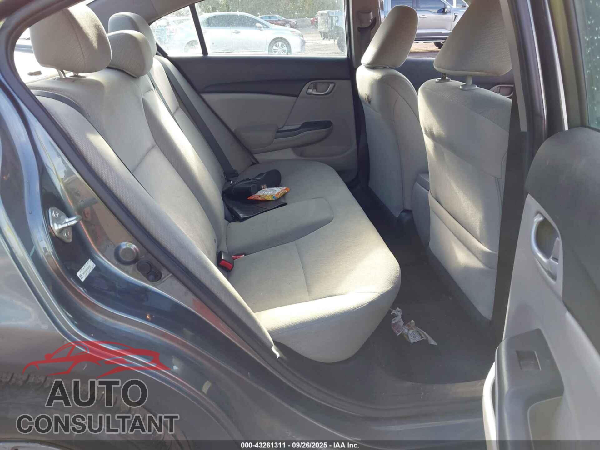 HONDA CIVIC 2013 - 19XFB2F50DE242979