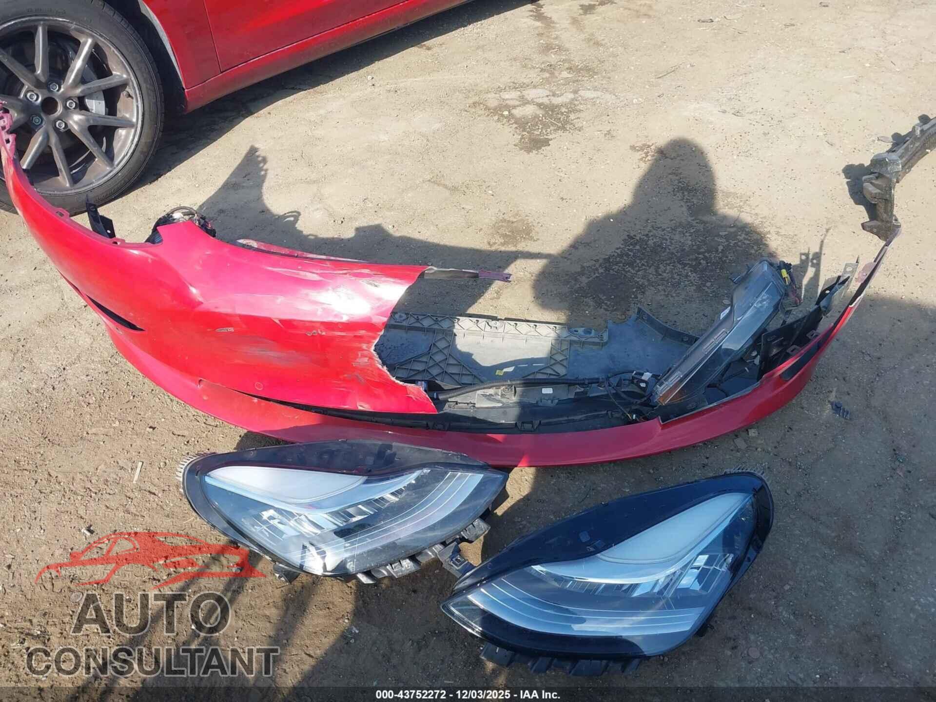 TESLA MODEL 3 2018 - 5YJ3E1EA5JF045962