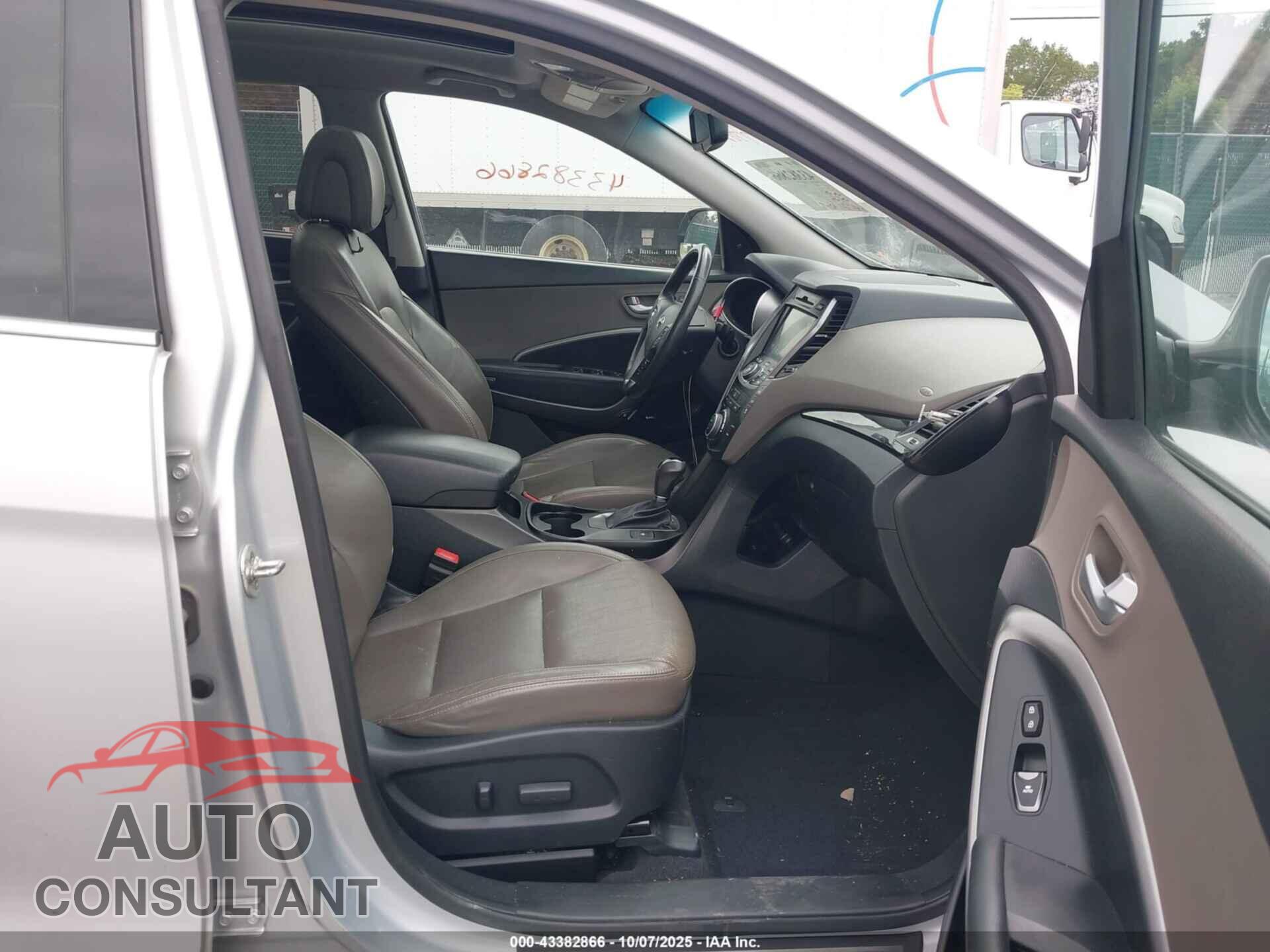 HYUNDAI SANTA FE 2015 - KM8SRDHF5FU091343