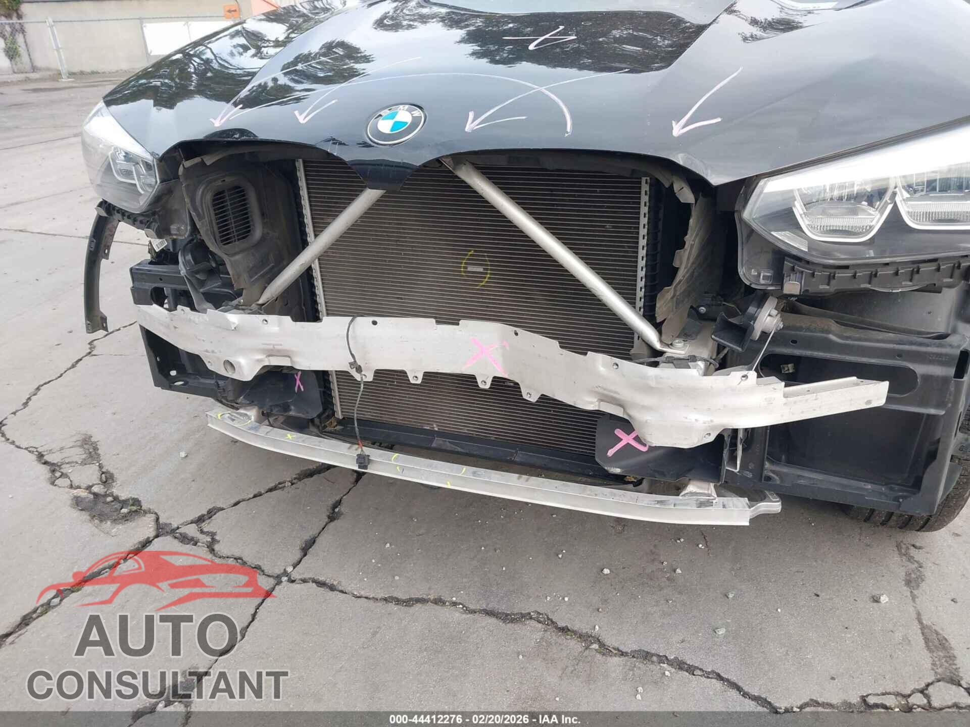 BMW X3 2019 - 5UXTR7C54KLE96149