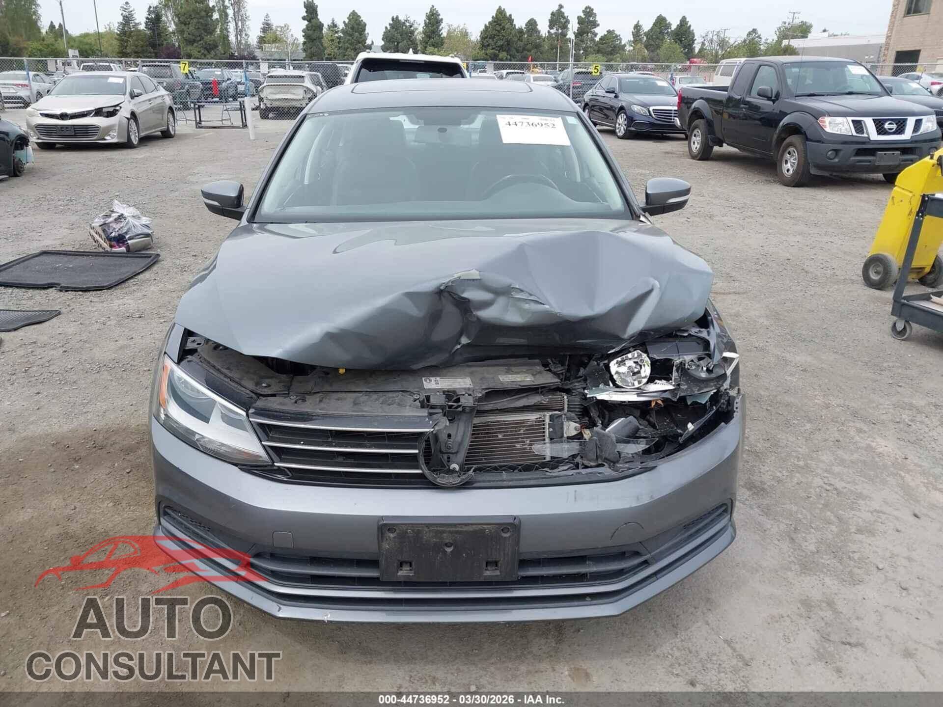 VOLKSWAGEN JETTA 2015 - 3VWD17AJ5FM250089