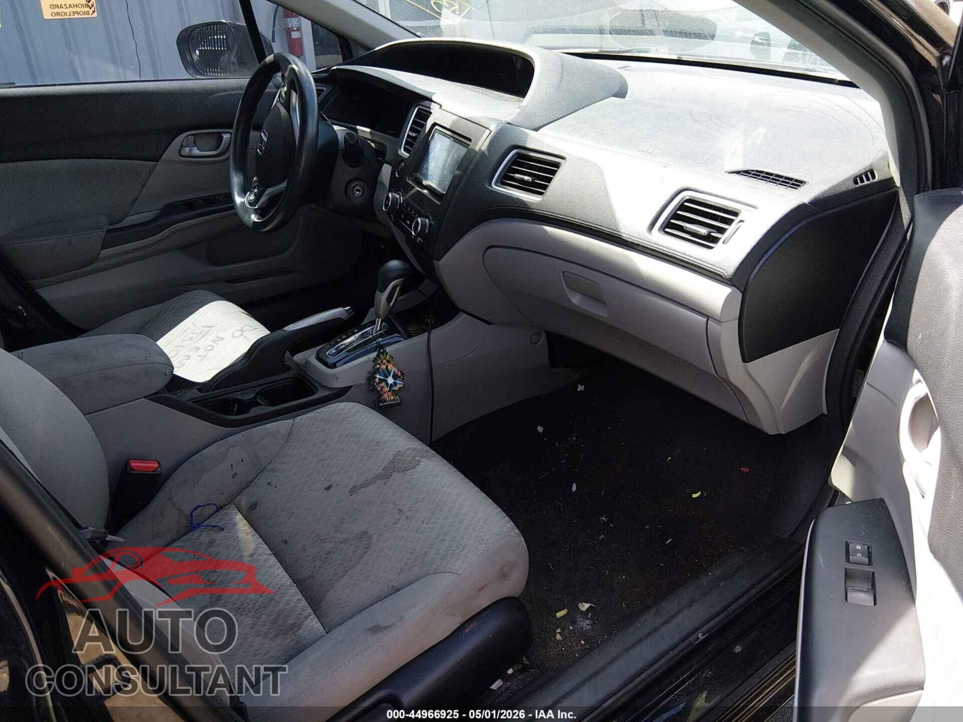 HONDA CIVIC 2015 - 19XFB2F54FE701529
