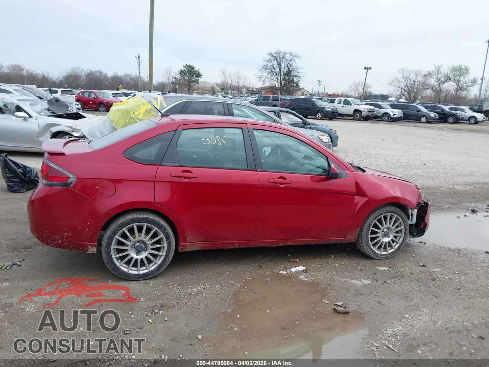 FORD FOCUS 2011 - 1FAHP3GN0BW156613