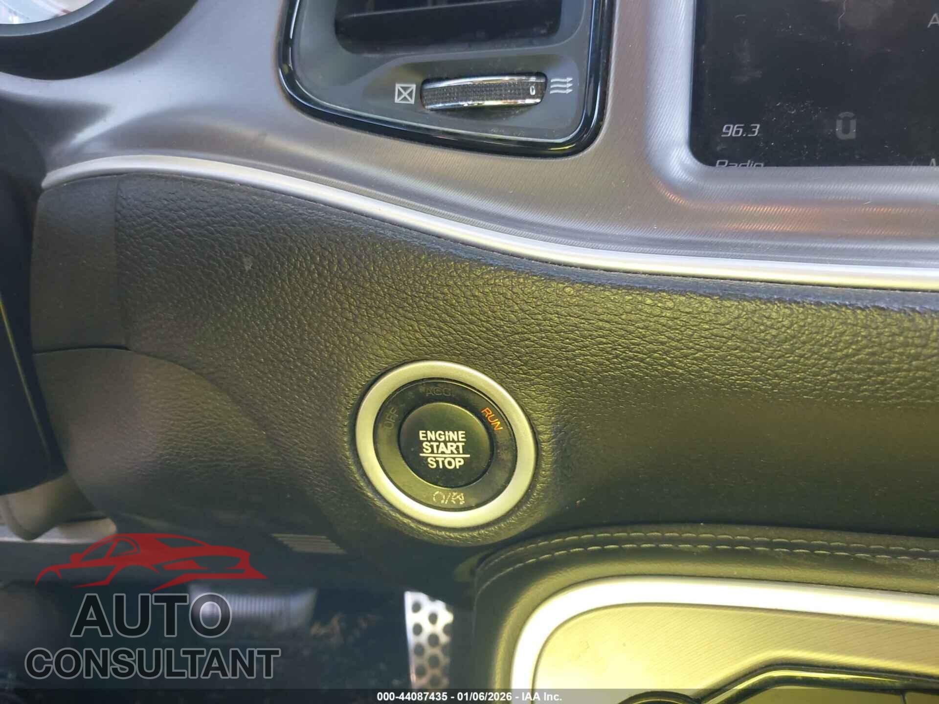 DODGE CHALLENGER 2019 - 2C3CDZBT8KH552278