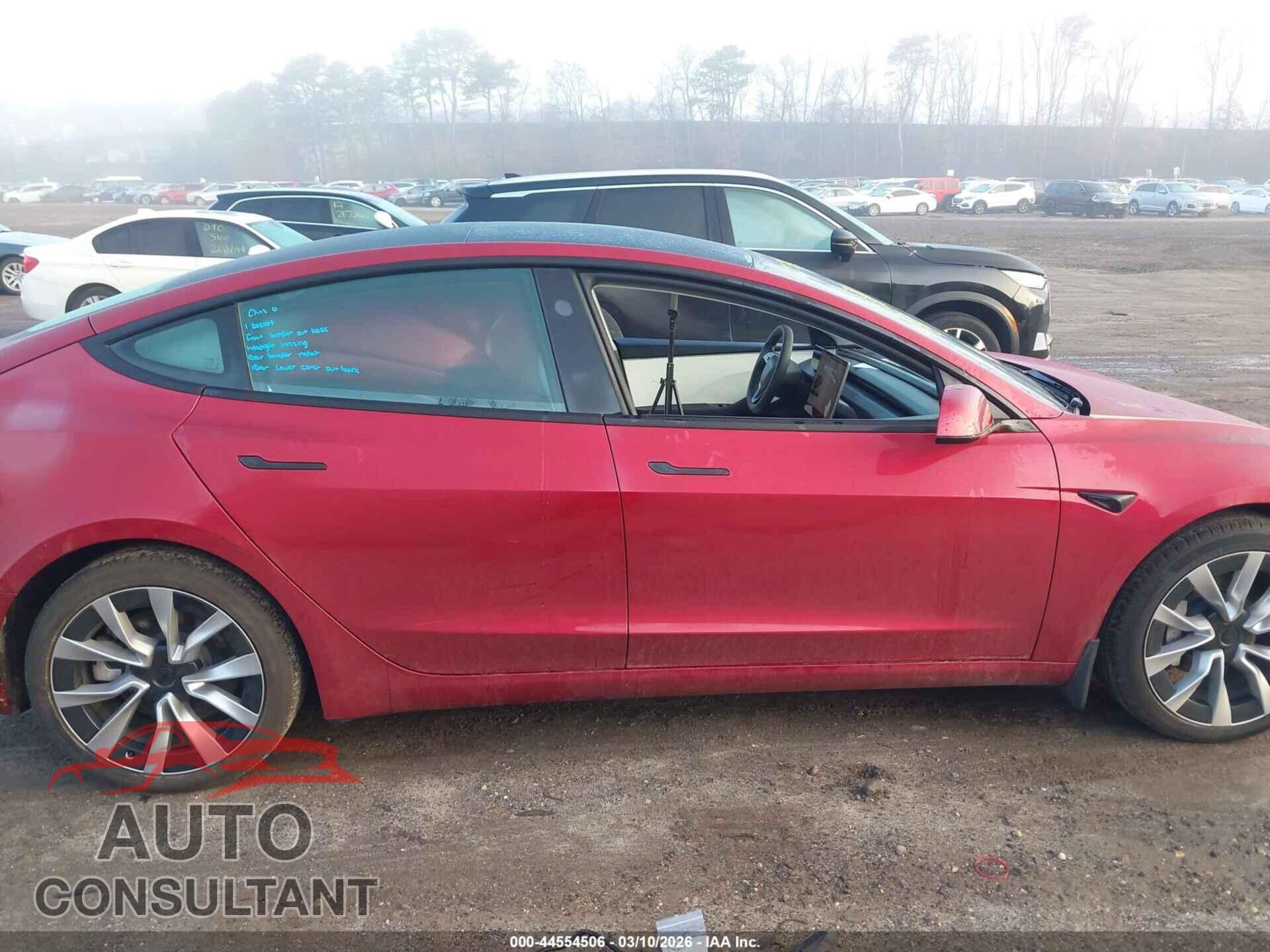 TESLA MODEL 3 2024 - 5YJ3E1EB4RF796457