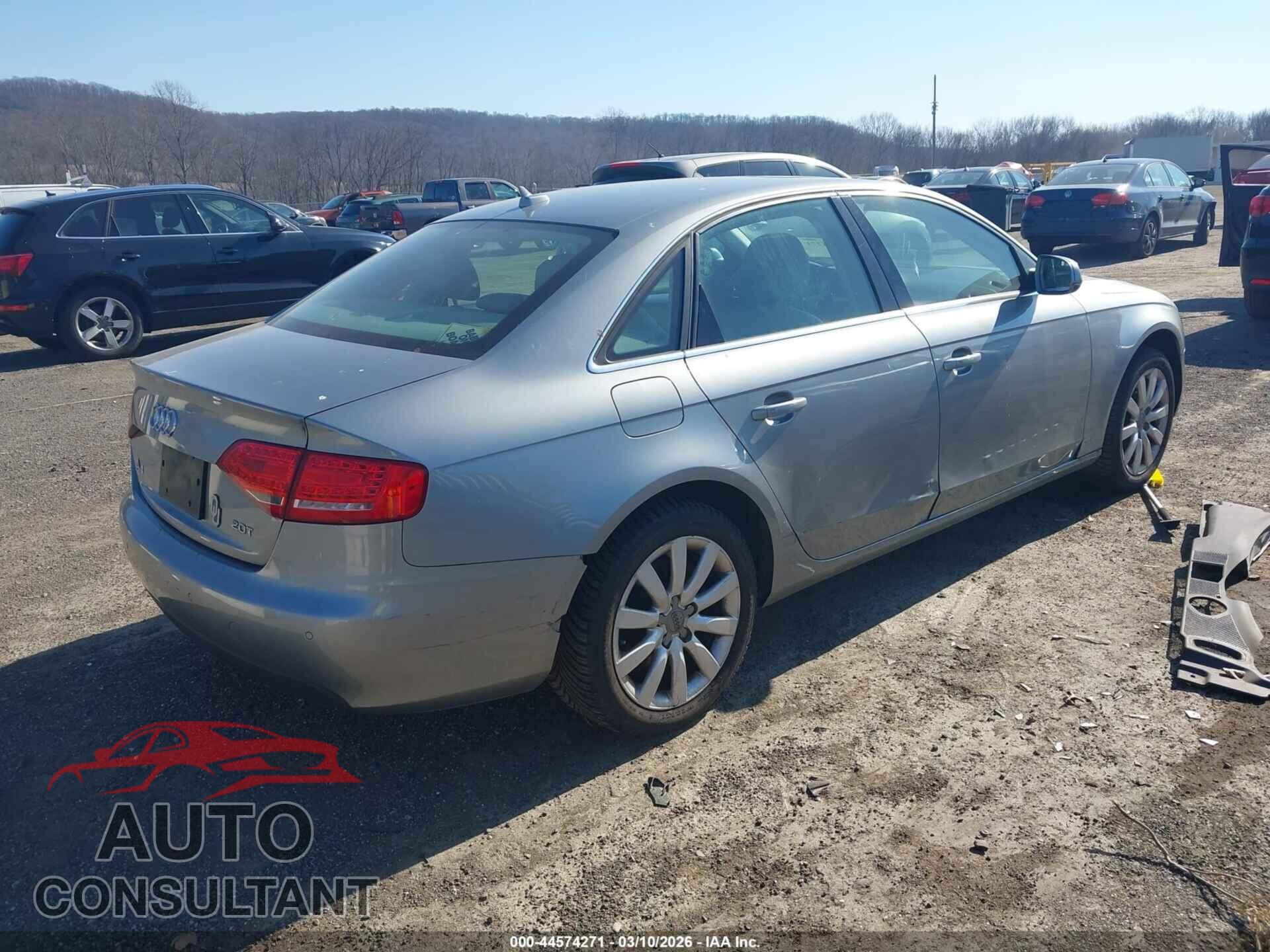 AUDI A4 2011 - WAUEFBFL3BN028587