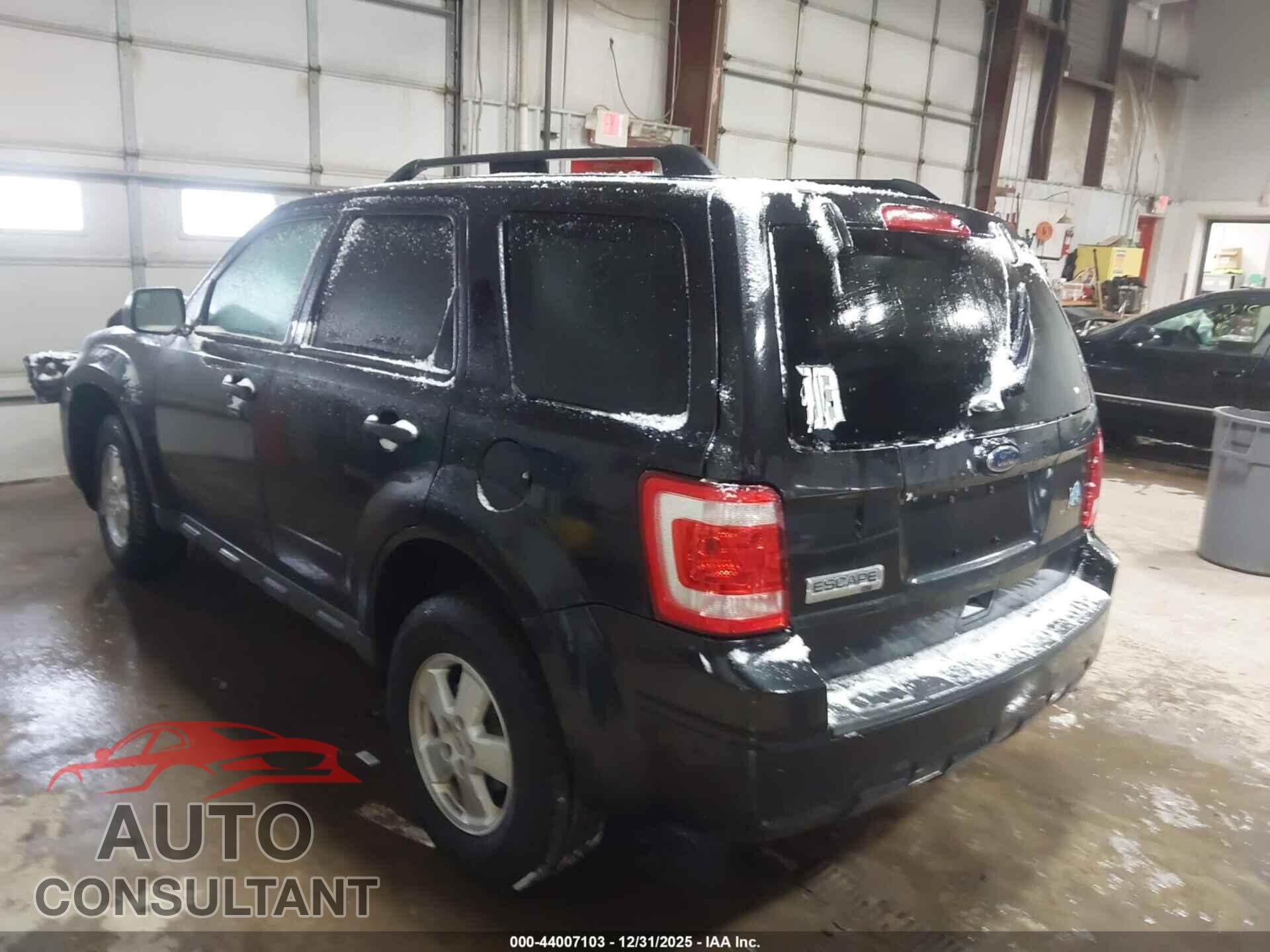 FORD ESCAPE 2011 - 1FMCU0D79BKB97147