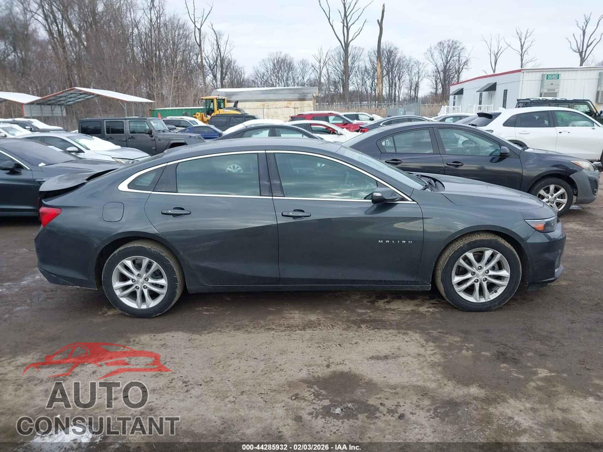 CHEVROLET MALIBU 2018 - 1G1ZD5ST8JF251663