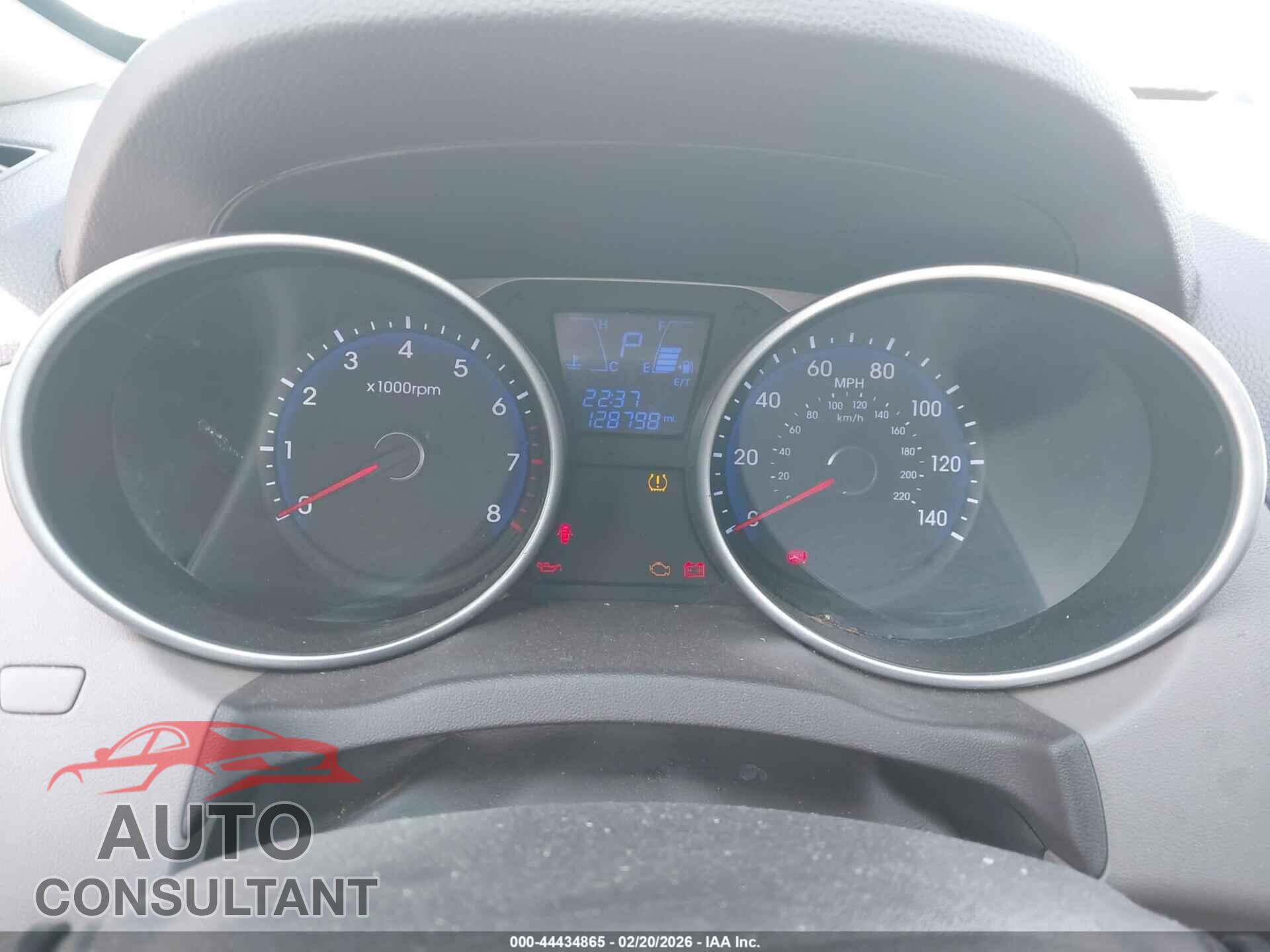 HYUNDAI TUCSON 2015 - KM8JT3AF8FU092326