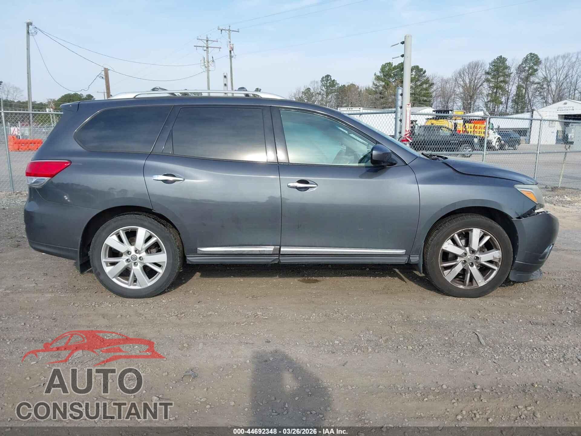 NISSAN PATHFINDER 2014 - 5N1AR2MM4EC701225