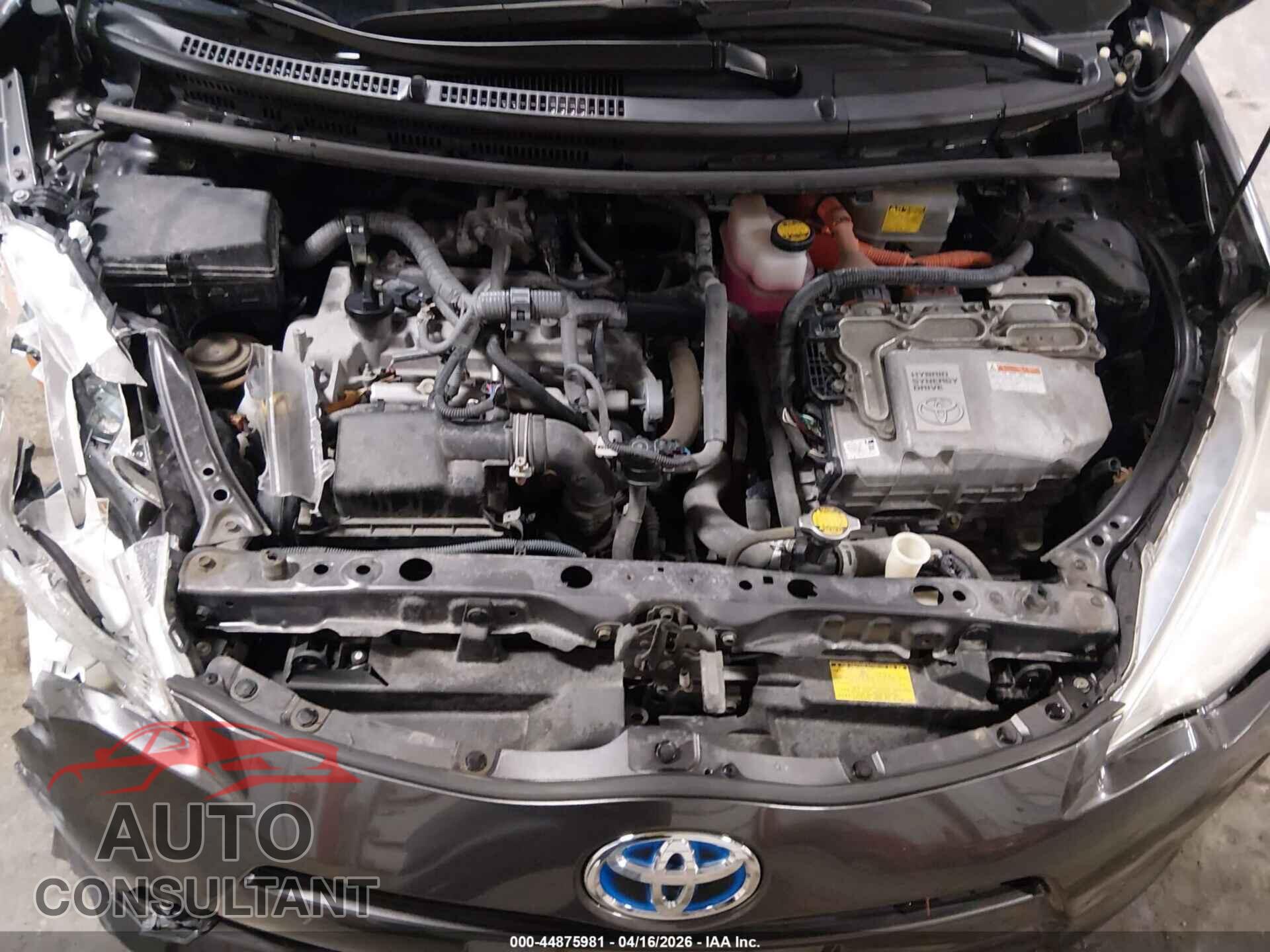 TOYOTA PRIUS C 2013 - JTDKDTB32D1032275