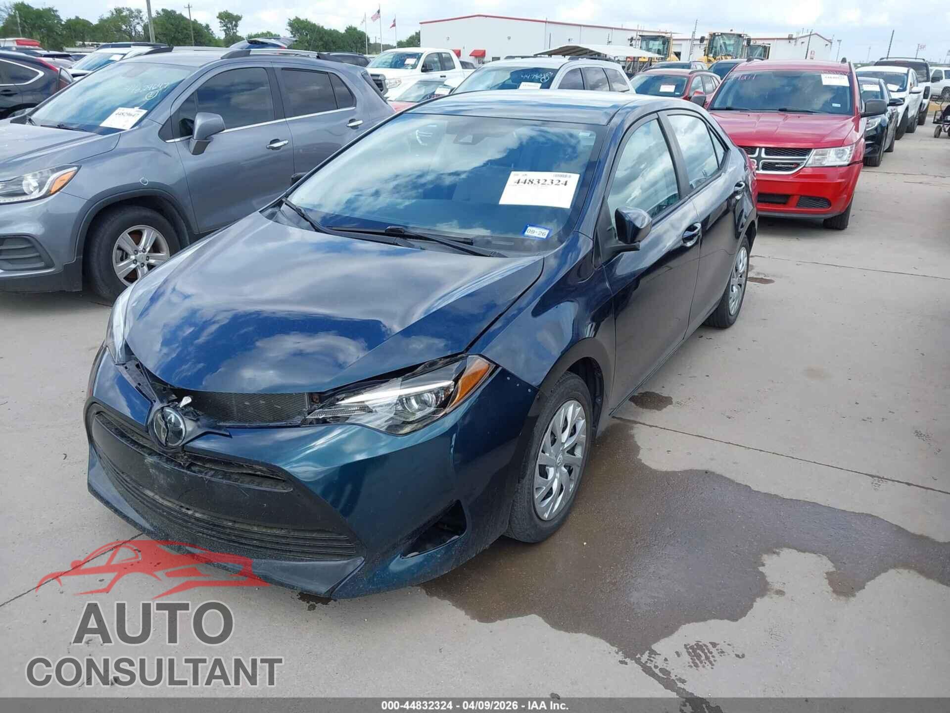 TOYOTA COROLLA 2017 - 2T1BURHE5HC847440