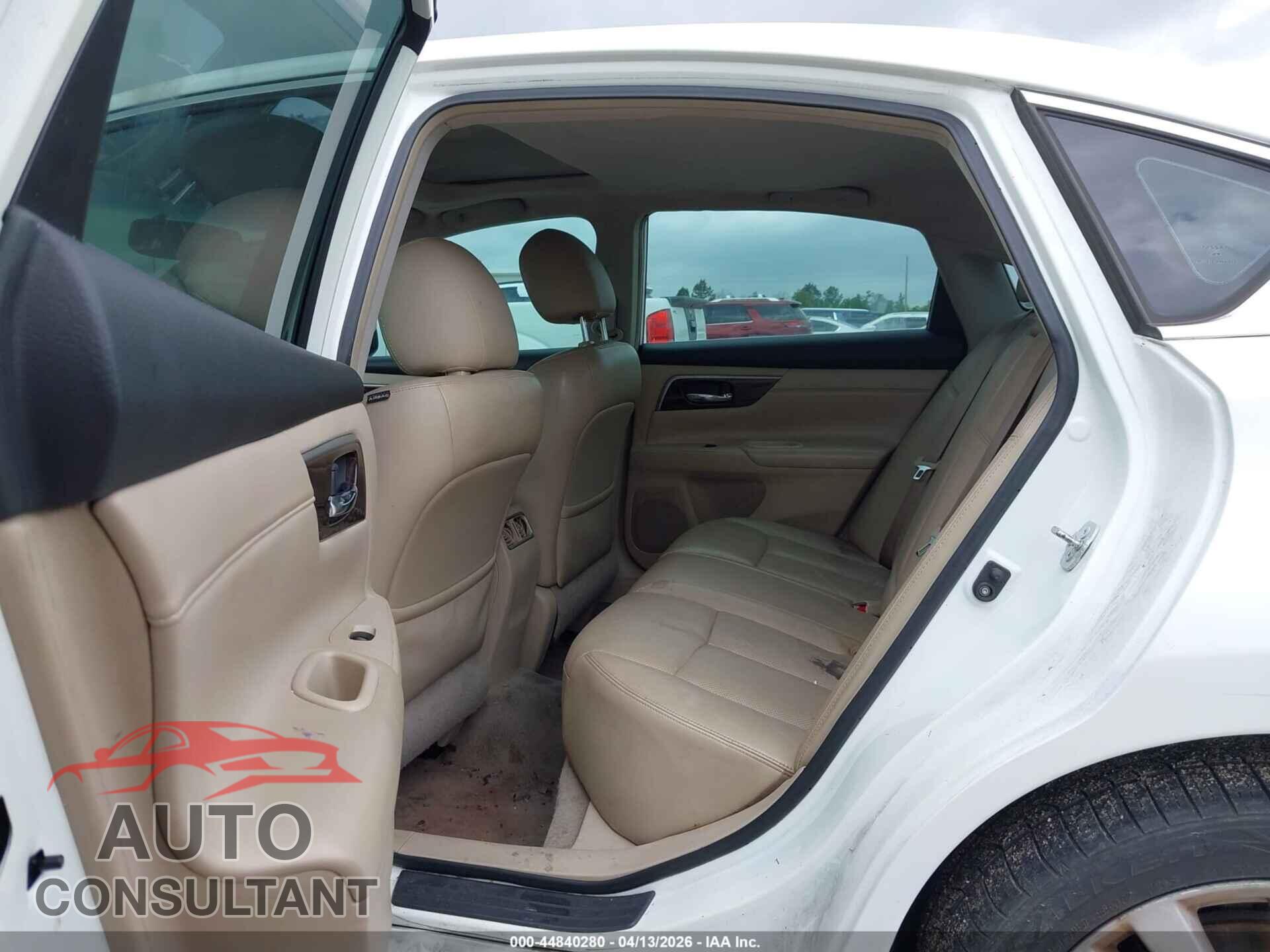 NISSAN ALTIMA 2013 - 1N4BL3AP8DN455710