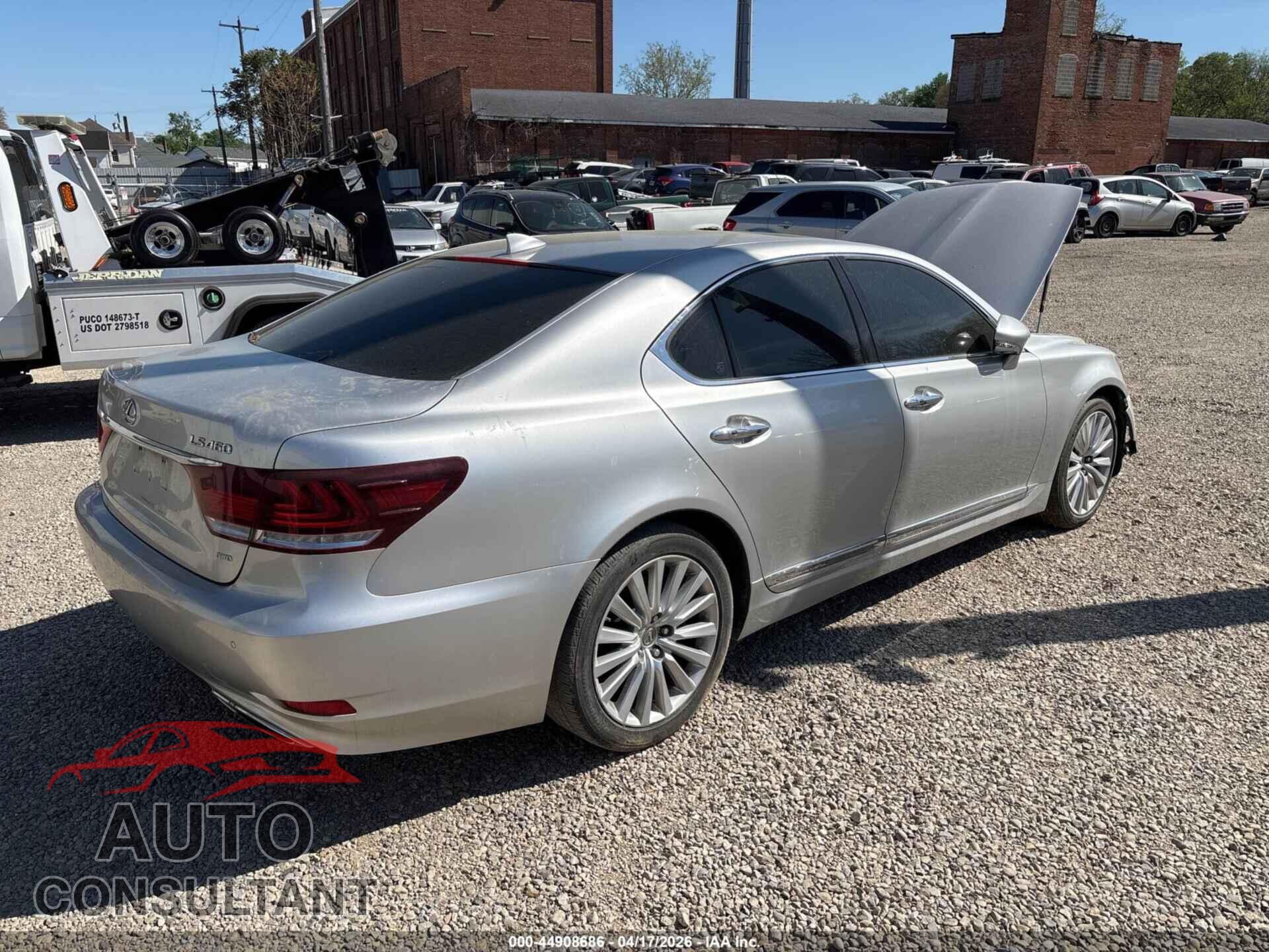 LEXUS LS 460 2014 - JTHCL5EF3E5022419