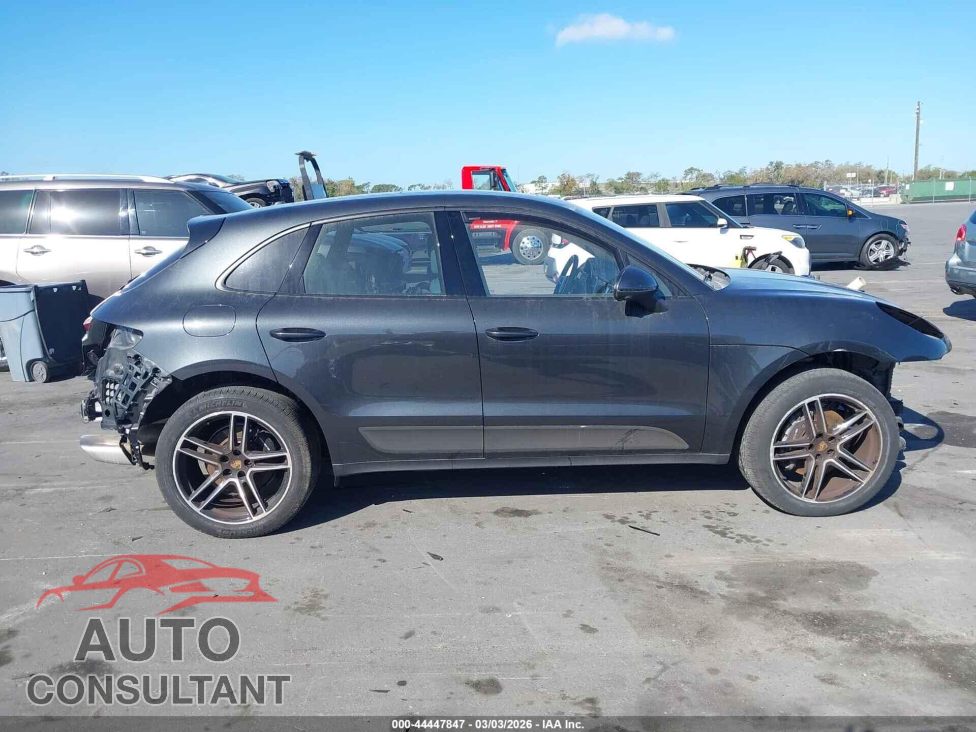 PORSCHE MACAN 2021 - WP1AA2A57MLB01076