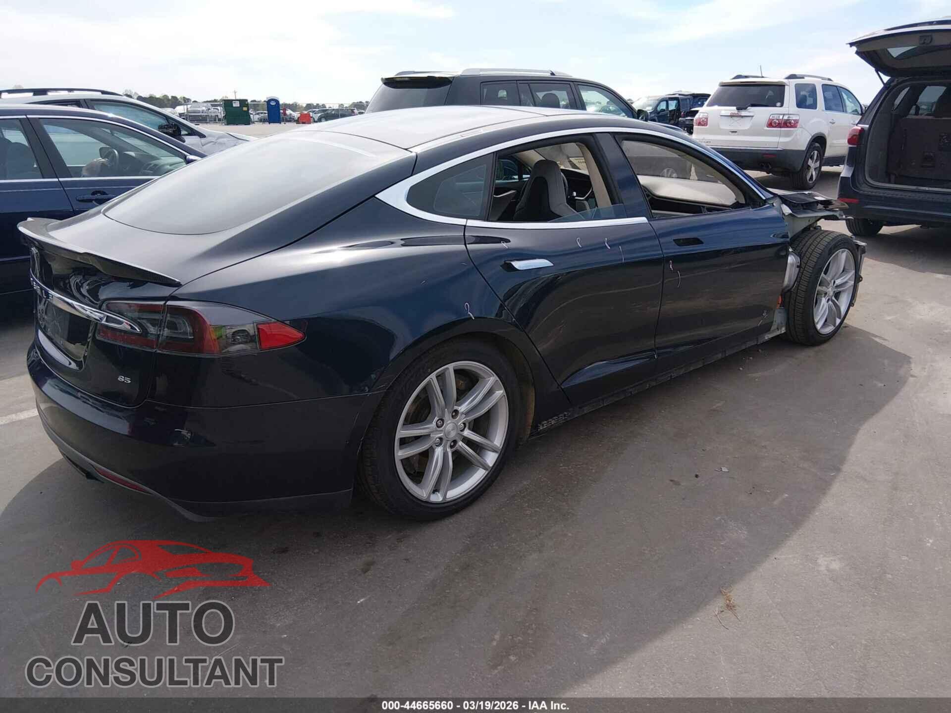 TESLA MODEL S 2013 - 5YJSA1CN1DFP14018