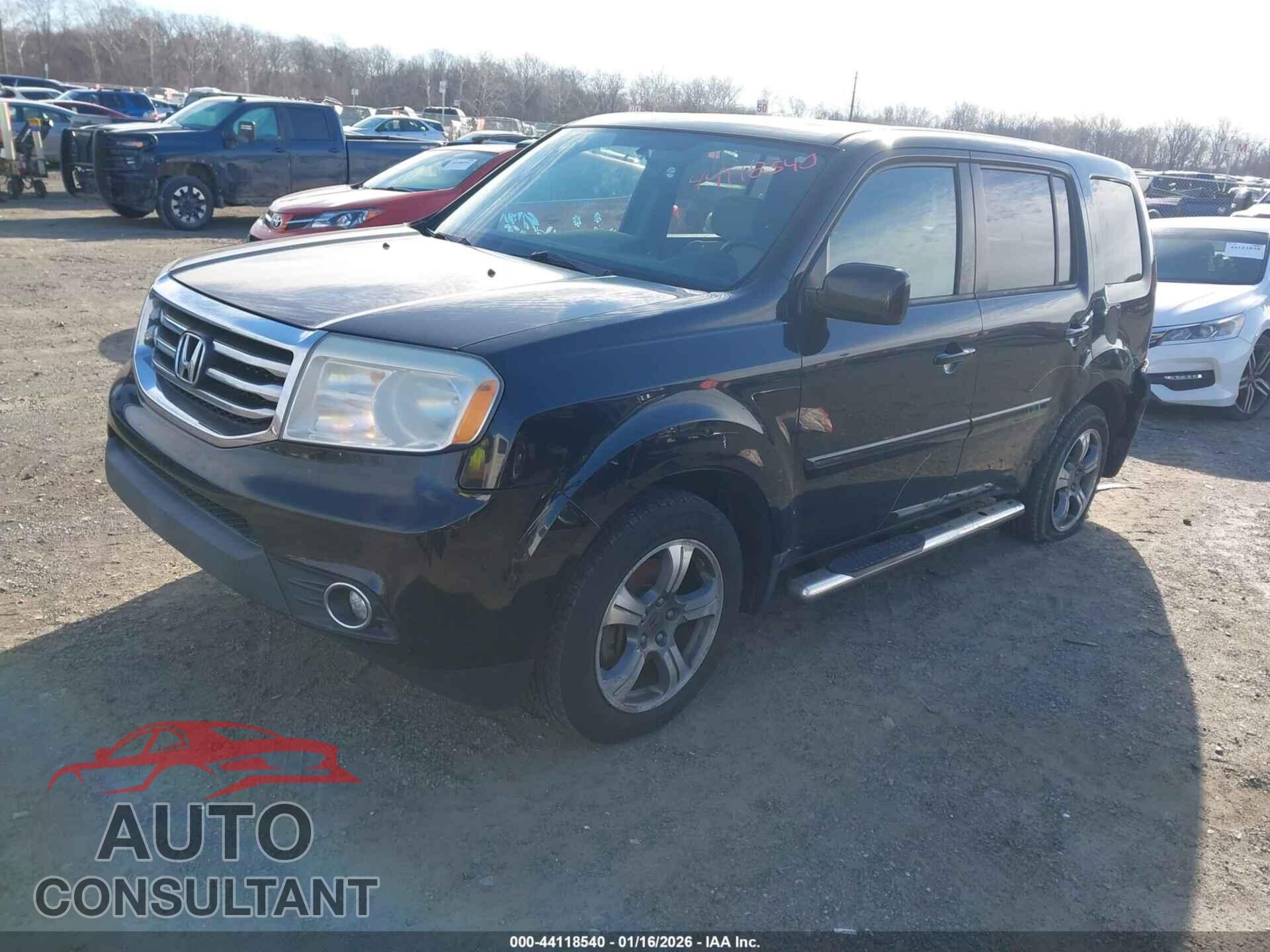 HONDA PILOT 2015 - 5FNYF4H34FB049624