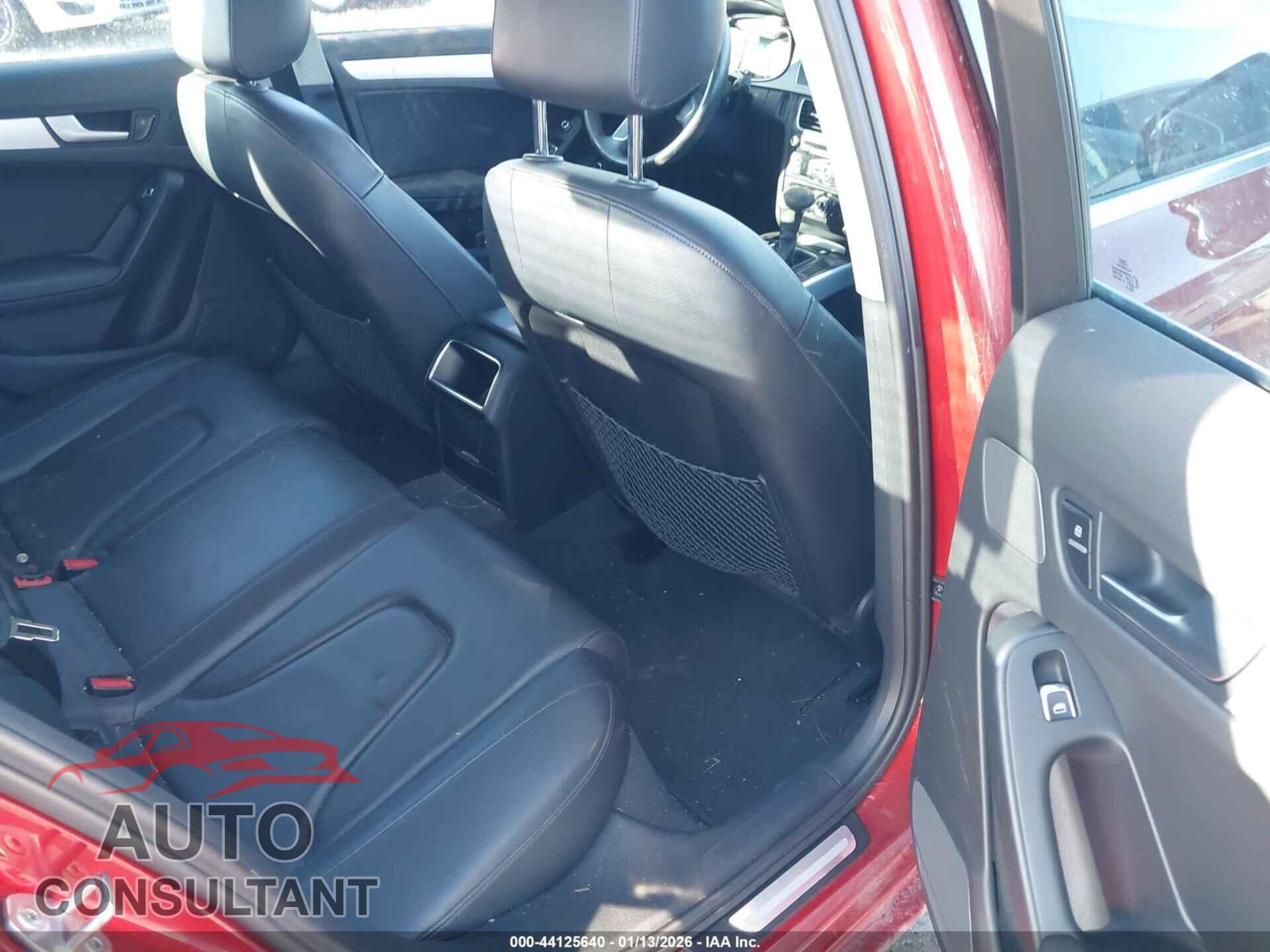 AUDI A4 2013 - WAUBFAFL4DA143500