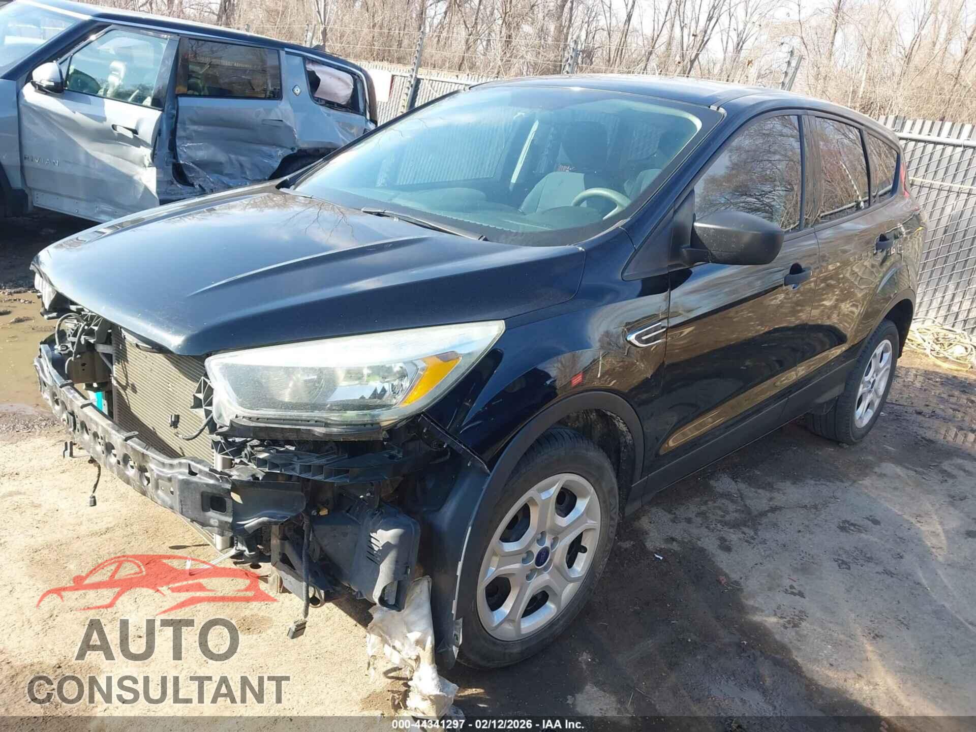 FORD ESCAPE 2017 - 1FMCU0F79HUB43146