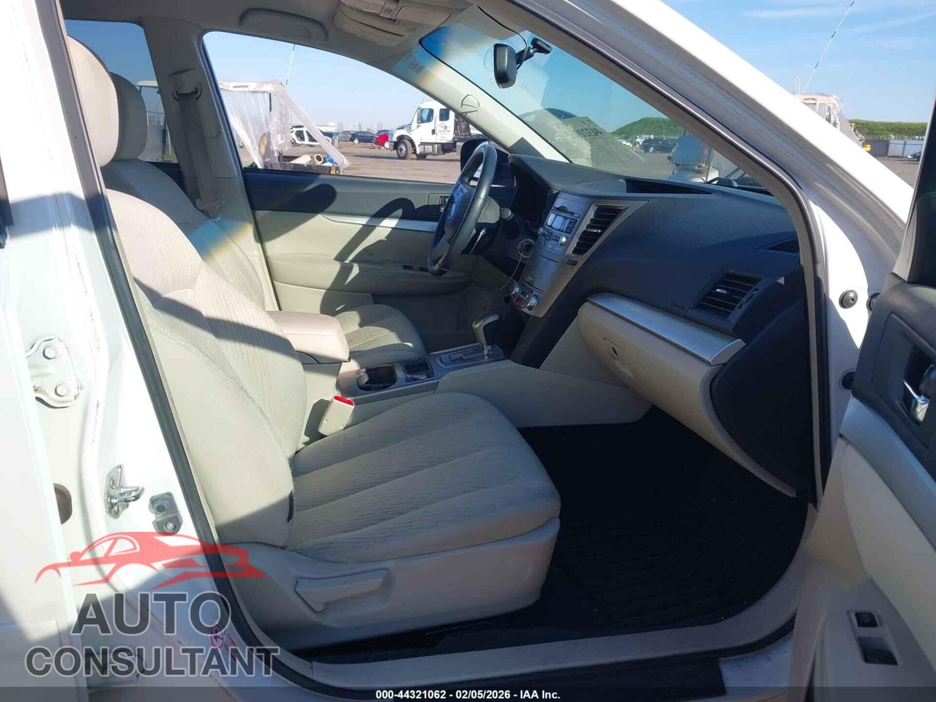 SUBARU OUTBACK 2011 - 4S4BRBCC1B3340674