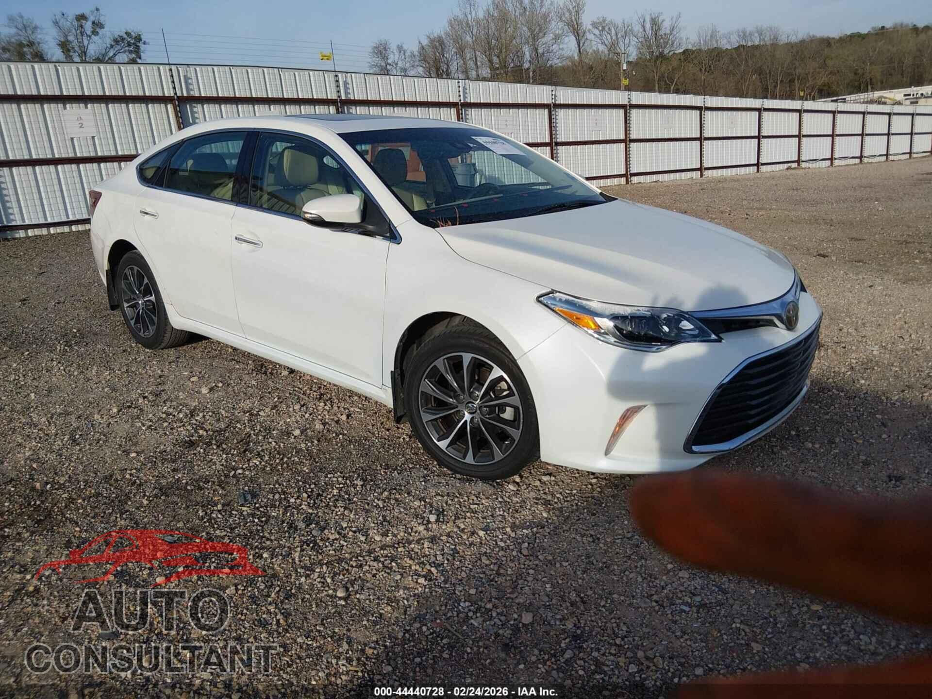 TOYOTA AVALON 2017 - 4T1BK1EB3HU263473