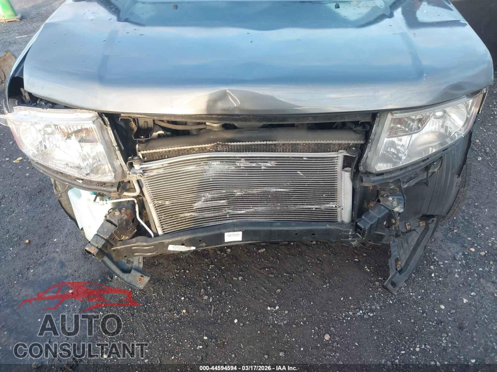 HONDA ELEMENT 2011 - 5J6YH2H70BL002755
