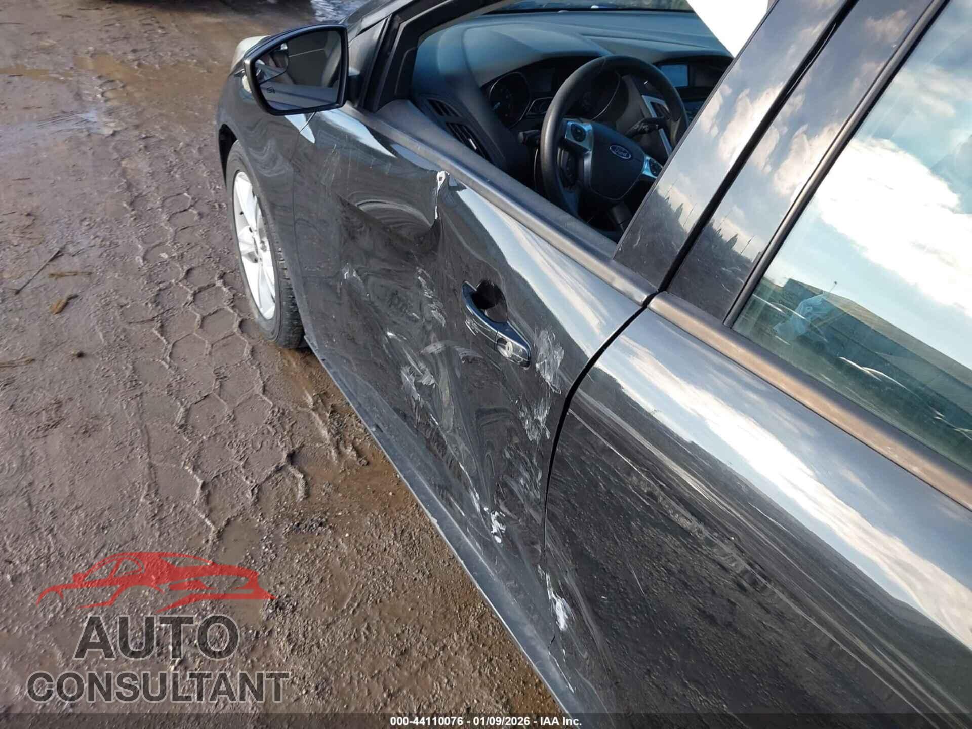 FORD FOCUS 2014 - 1FADP3F25EL200150