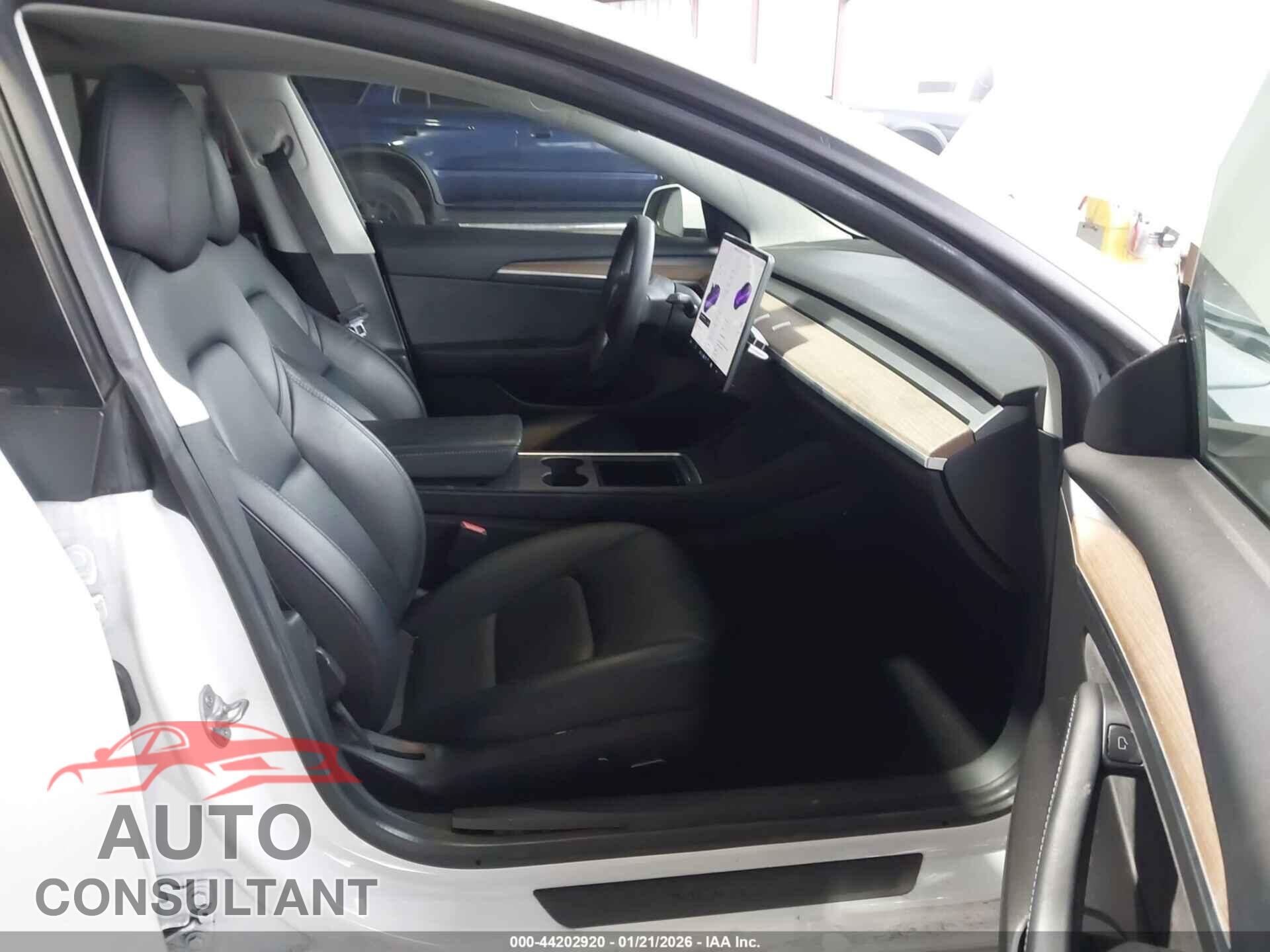 TESLA MODEL 3 2021 - 5YJ3E1EA9MF071792