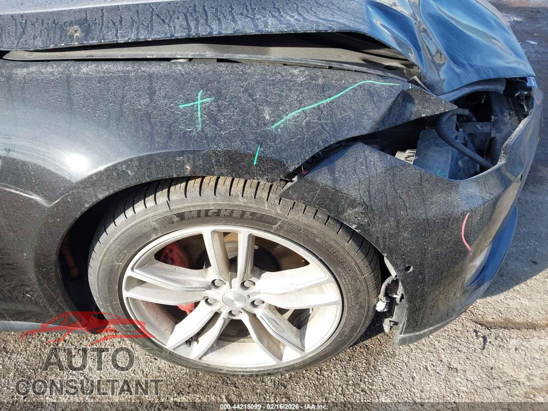 TESLA MODEL S 2015 - 5YJSA1E48FF111929