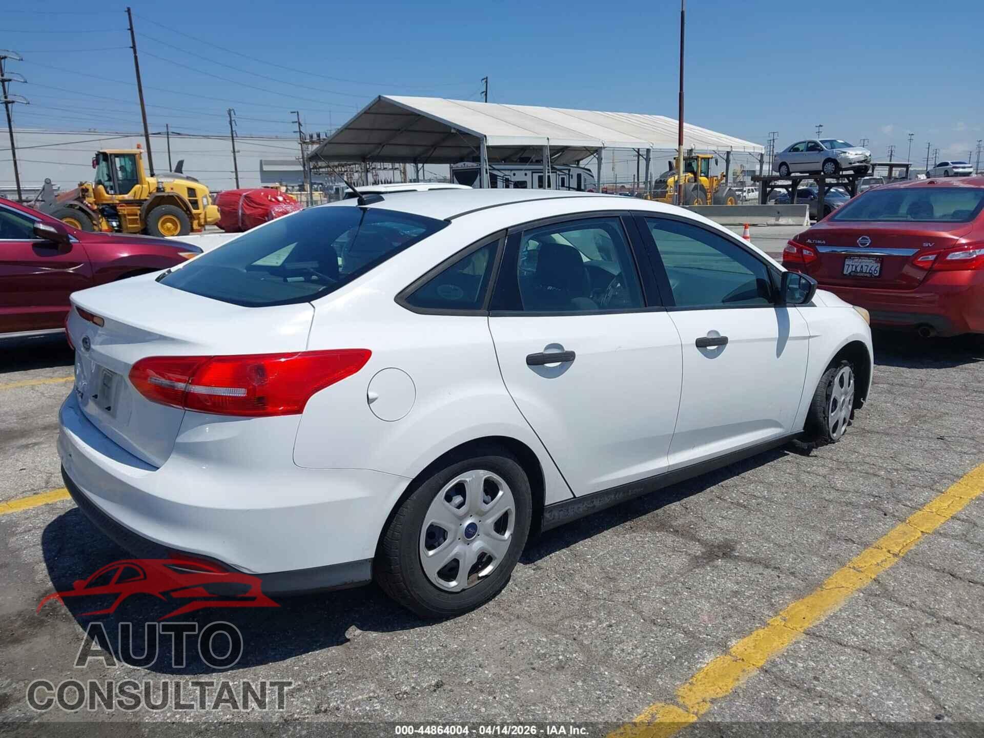 FORD FOCUS 2016 - 1FADP3E22GL293813
