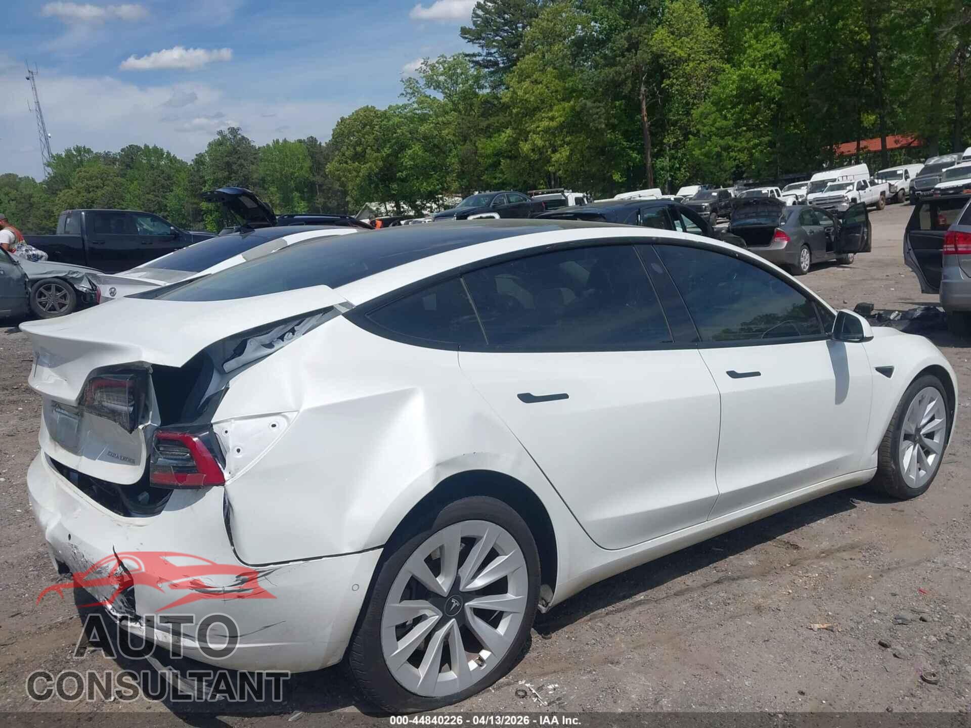 TESLA MODEL 3 2021 - 5YJ3E1EB5MF059373