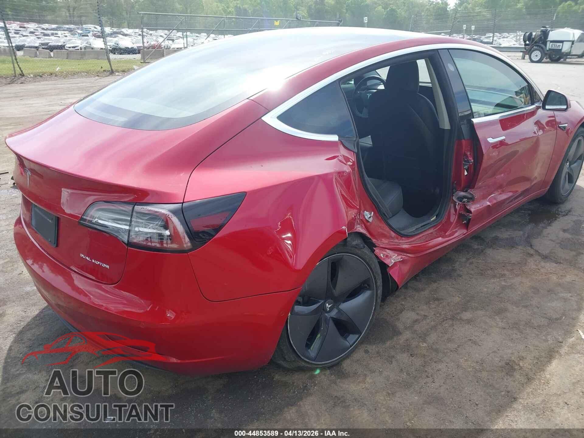 TESLA MODEL 3 2019 - 5YJ3E1EB3KF199239