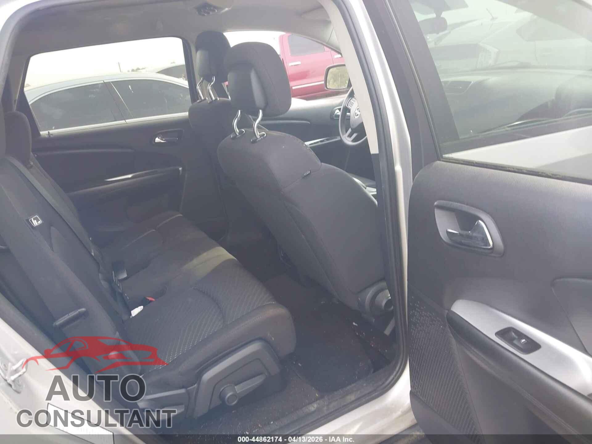 DODGE JOURNEY 2012 - 3C4PDCBG5CT297921