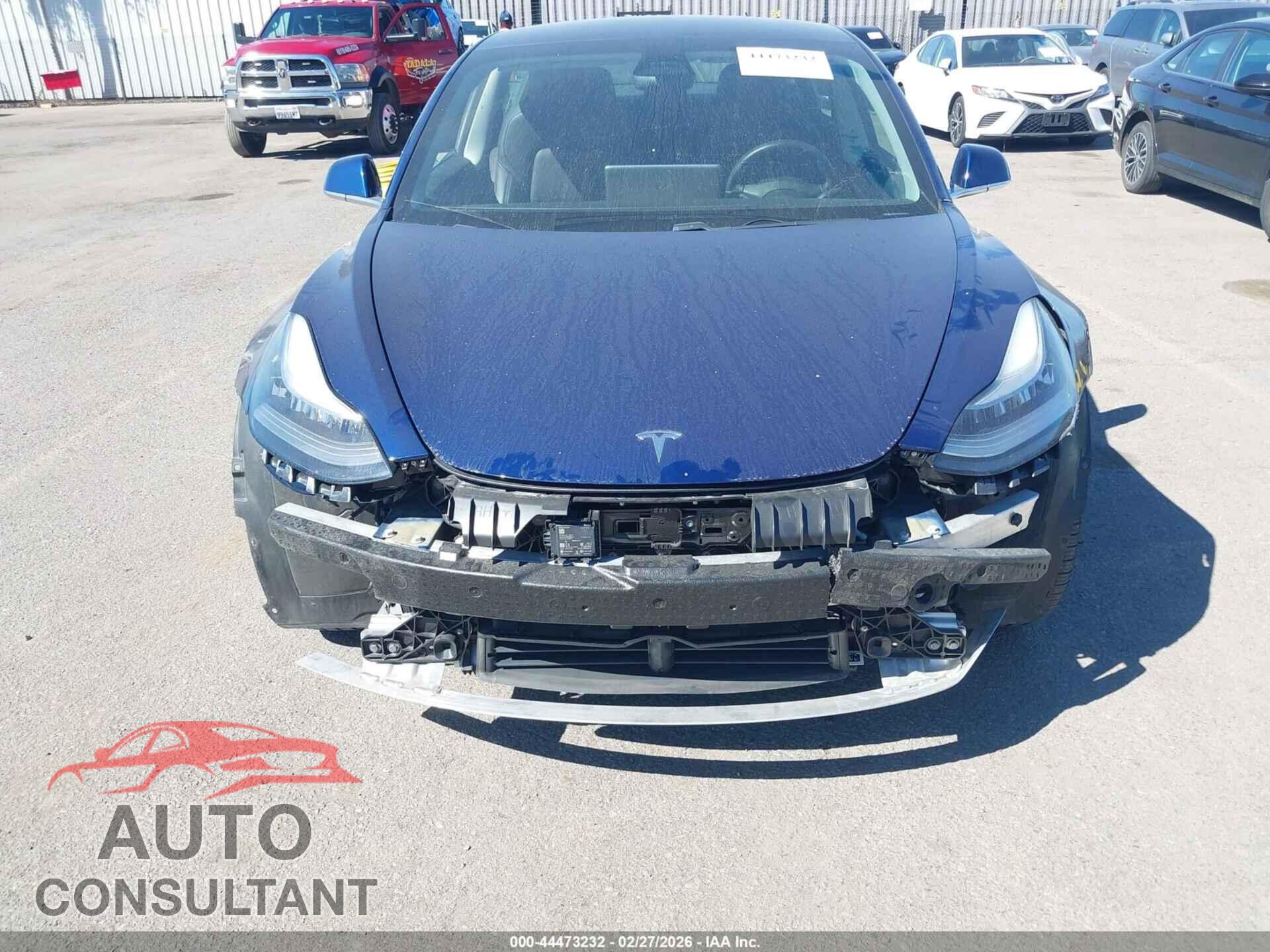 TESLA MODEL 3 2019 - 5YJ3E1EA6KF396736