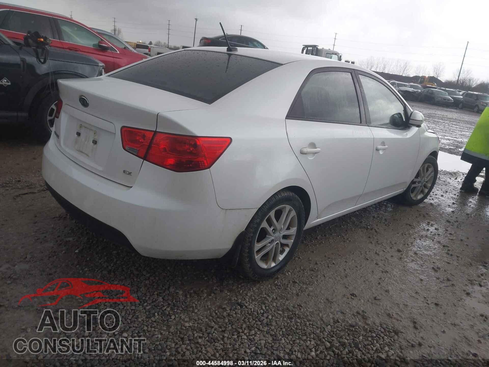 KIA FORTE 2012 - KNAFU4A28C5592645