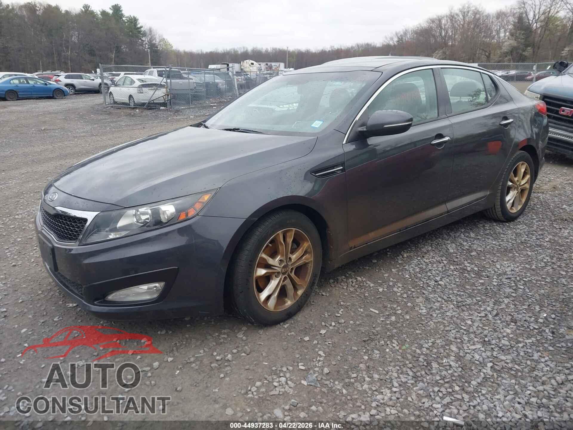 KIA OPTIMA 2011 - KNAGN4A73B5098172