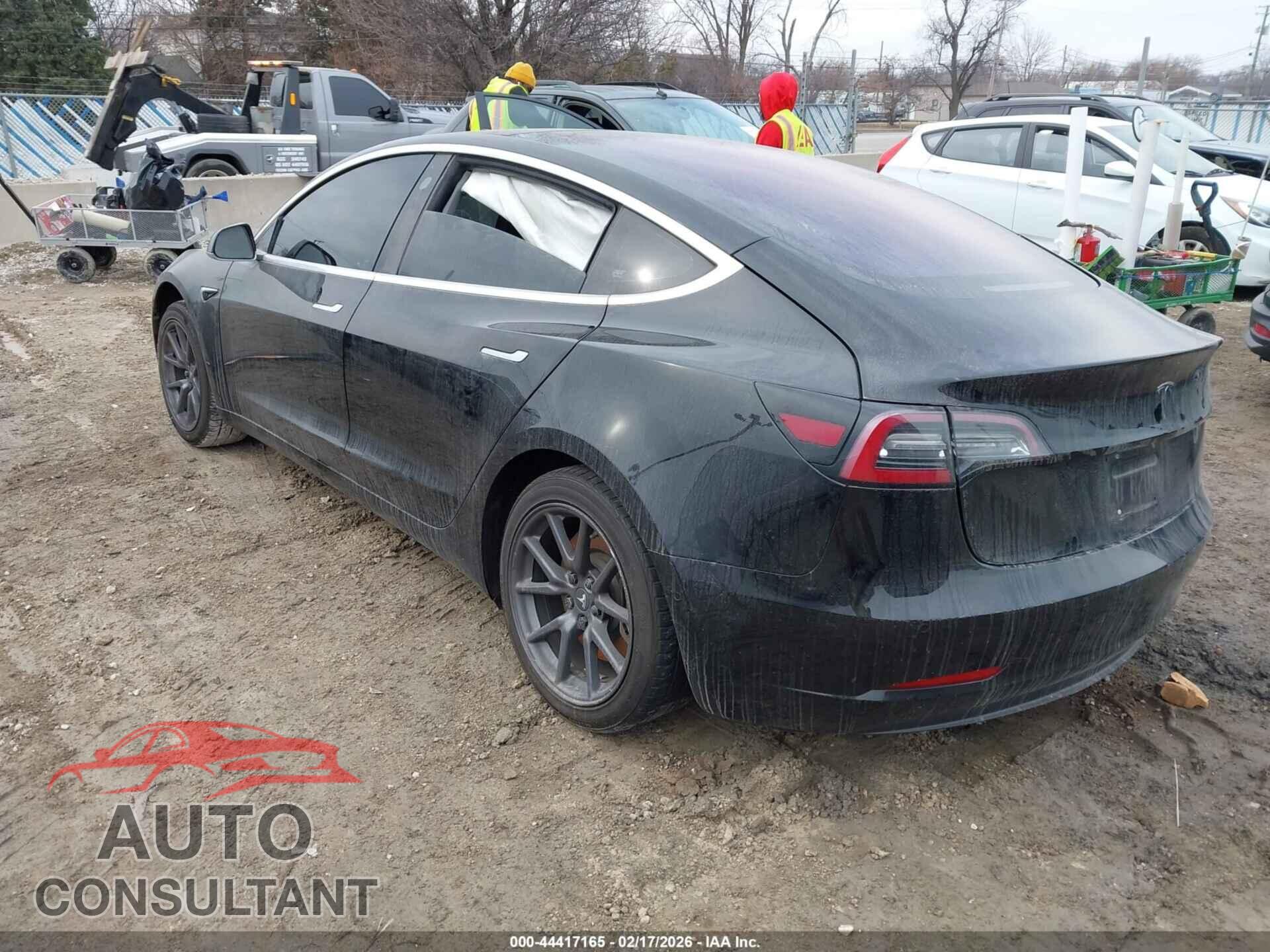 TESLA MODEL 3 2018 - 5YJ3E1EA8JF016150